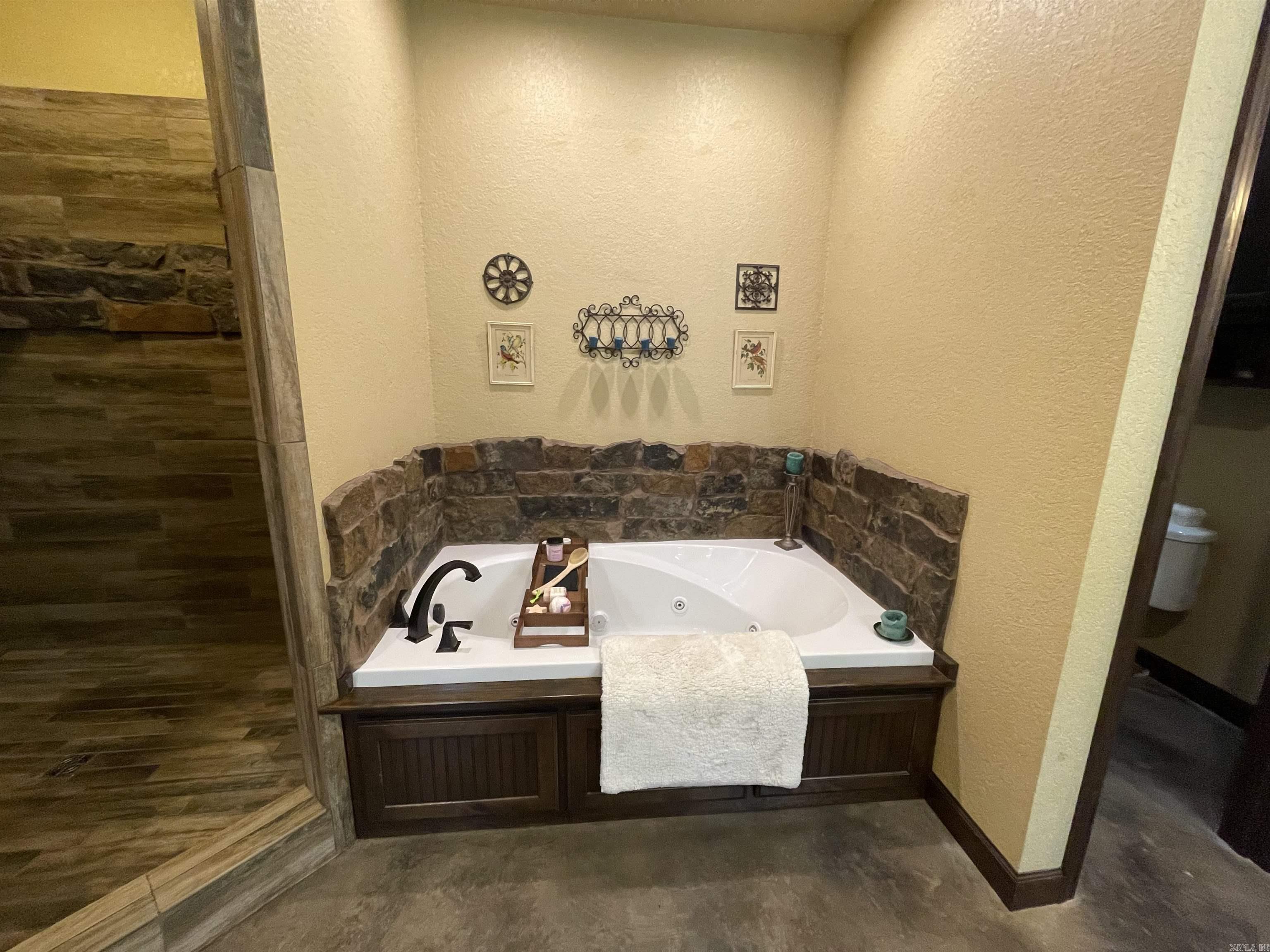 37 Cattle Creek  Vilonia, AR