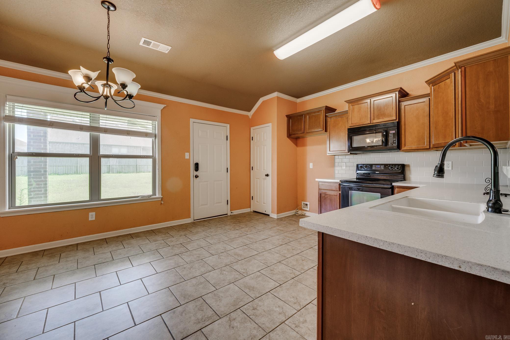 94 Earnhardt  Cabot, AR