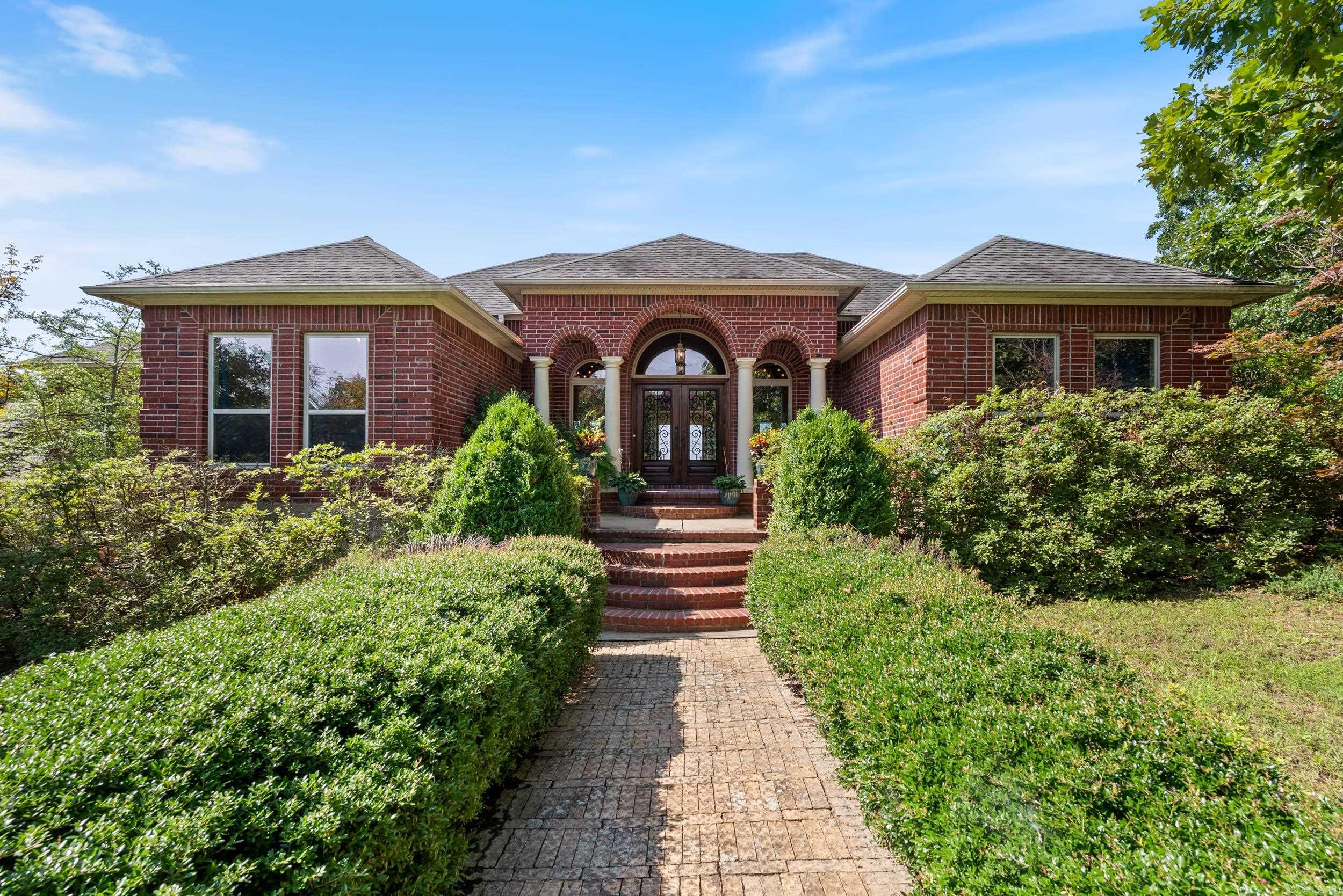 67 High Point  Mayflower, AR