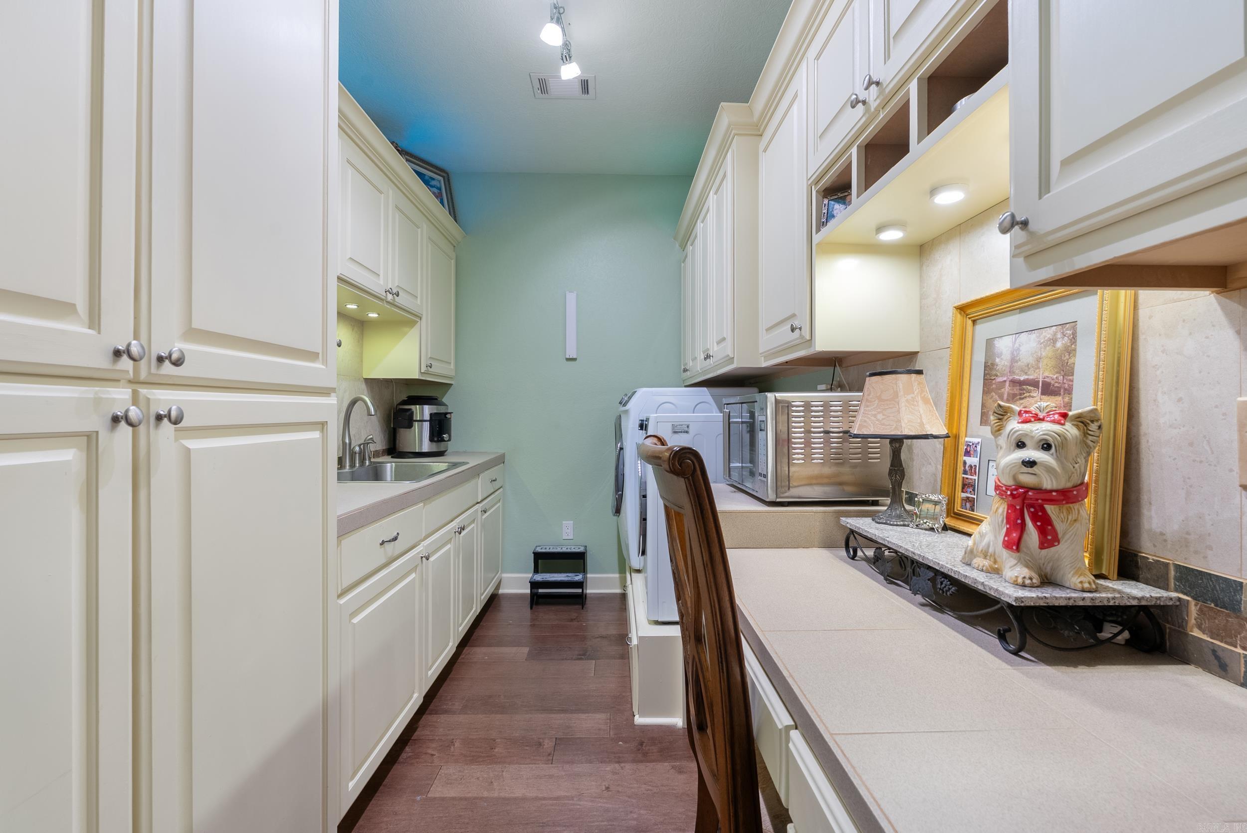67 High Point  Mayflower, AR