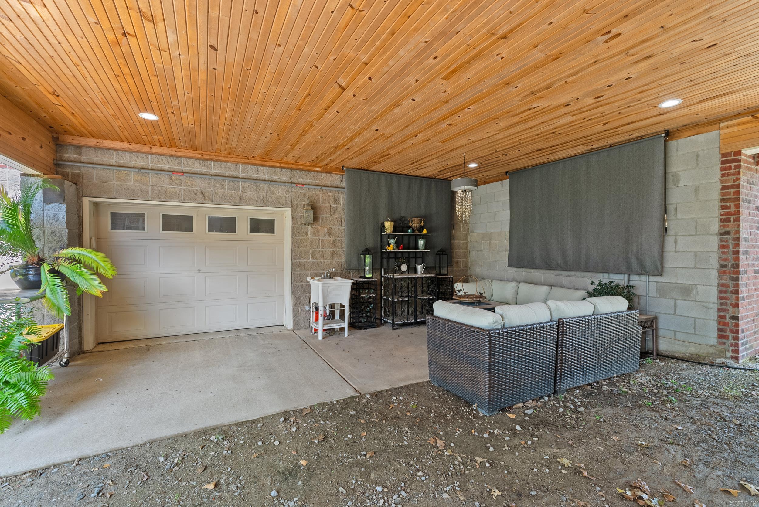 67 High Point  Mayflower, AR