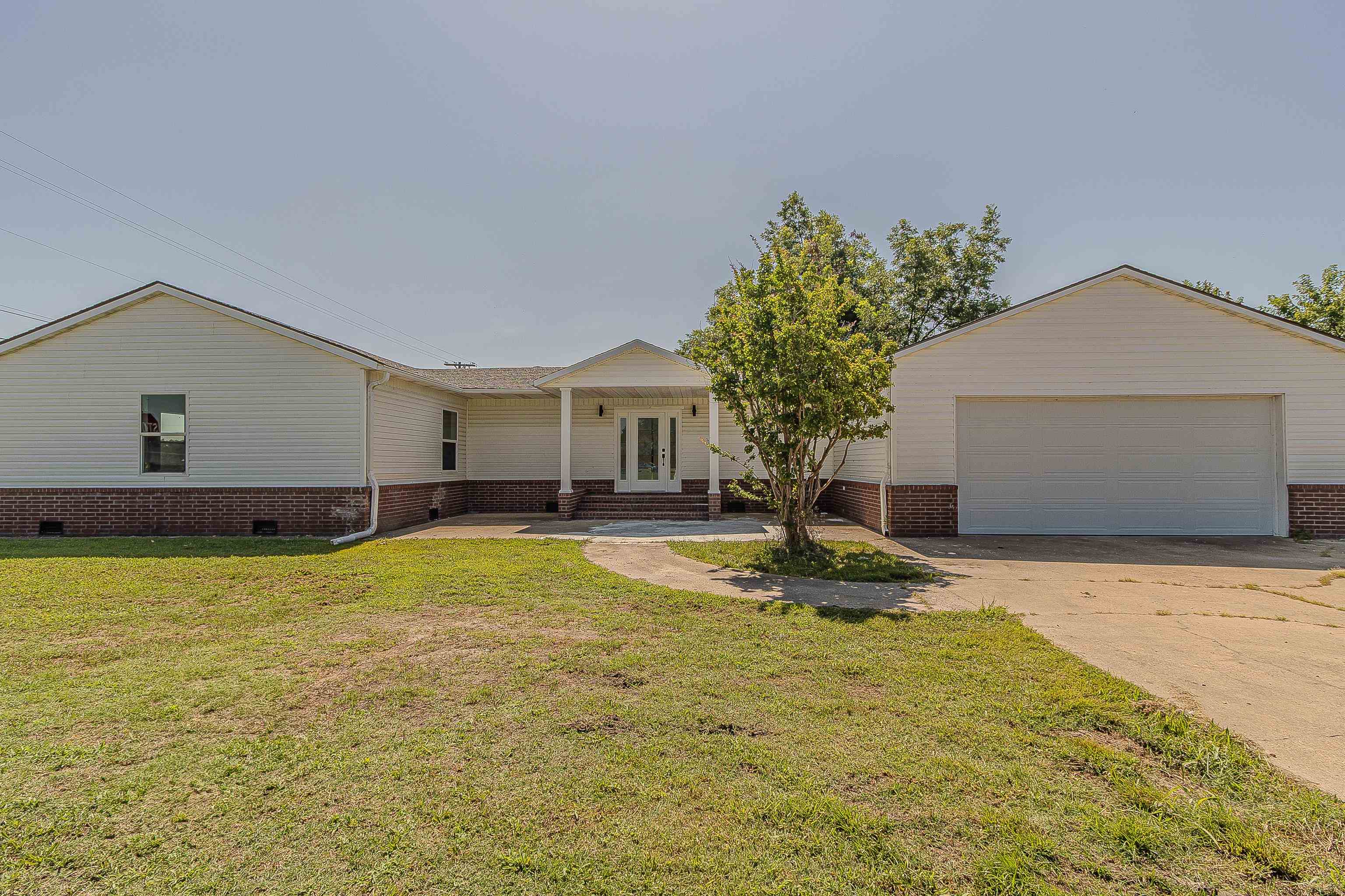 301 SE 3rd  Hoxie, AR