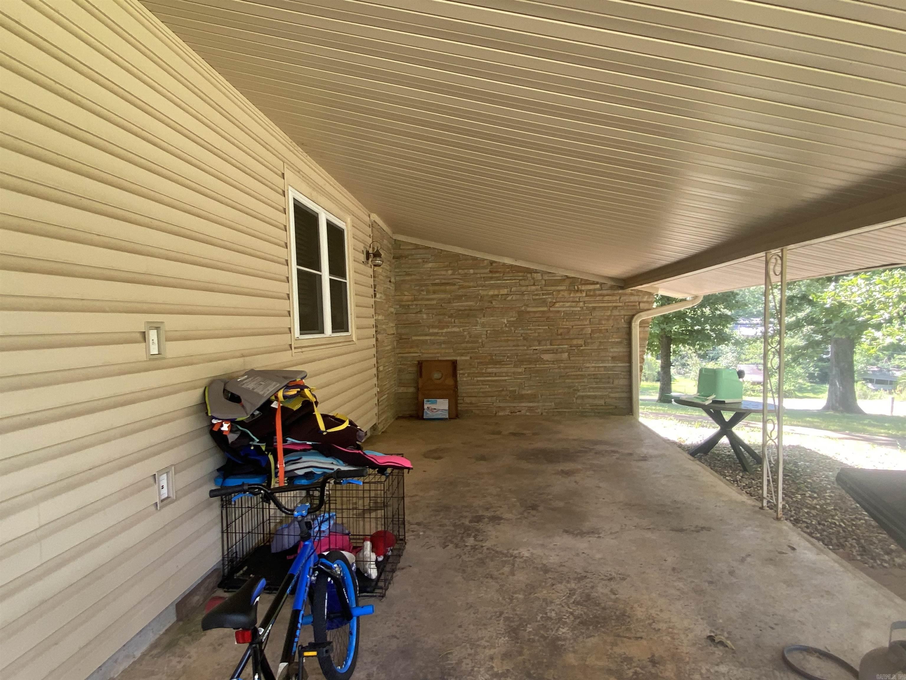 9 White Oak  Mount Ida, AR