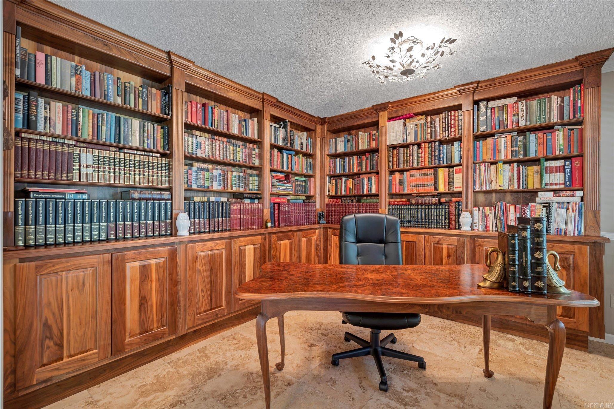 198 Wallick  Cotter, AR