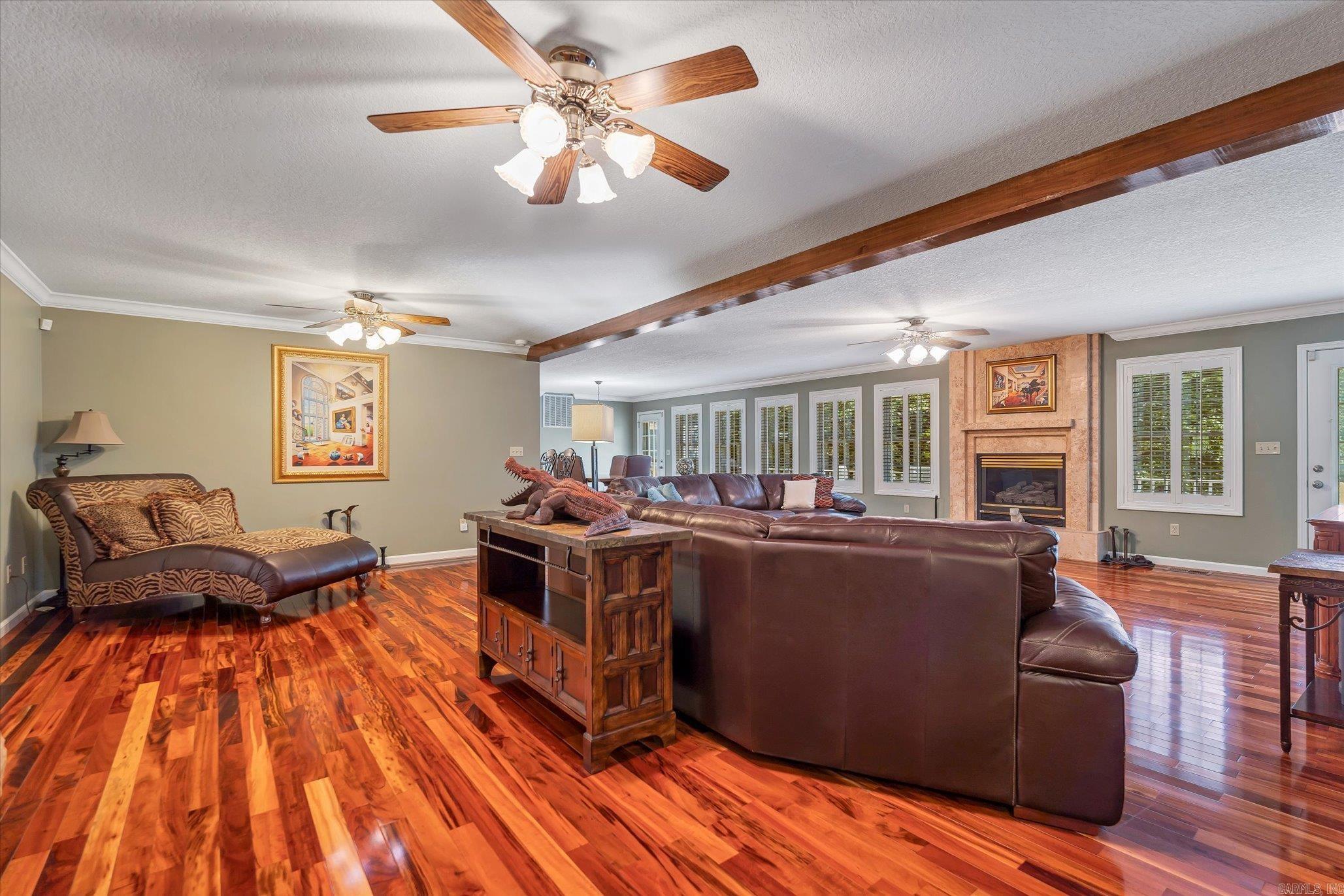 198 Wallick  Cotter, AR