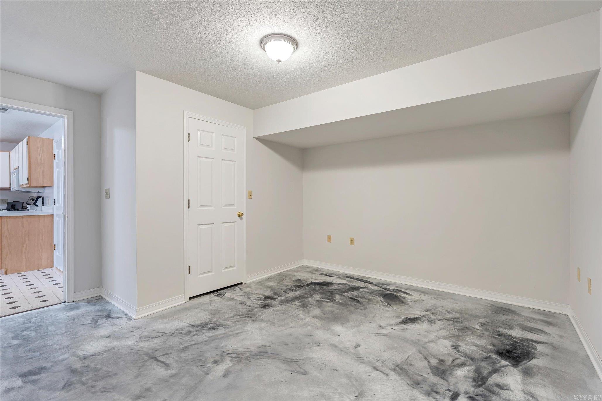 198 Wallick  Cotter, AR