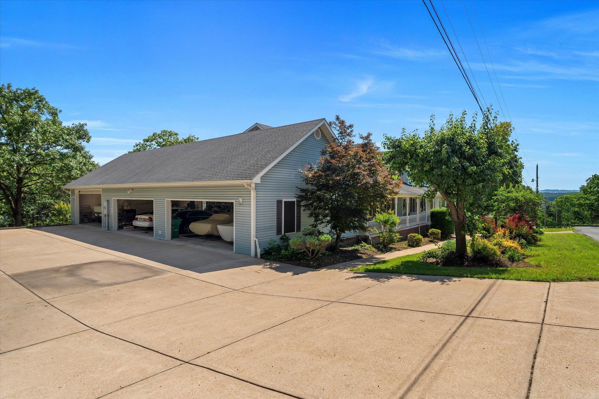 198 Wallick  Cotter, AR