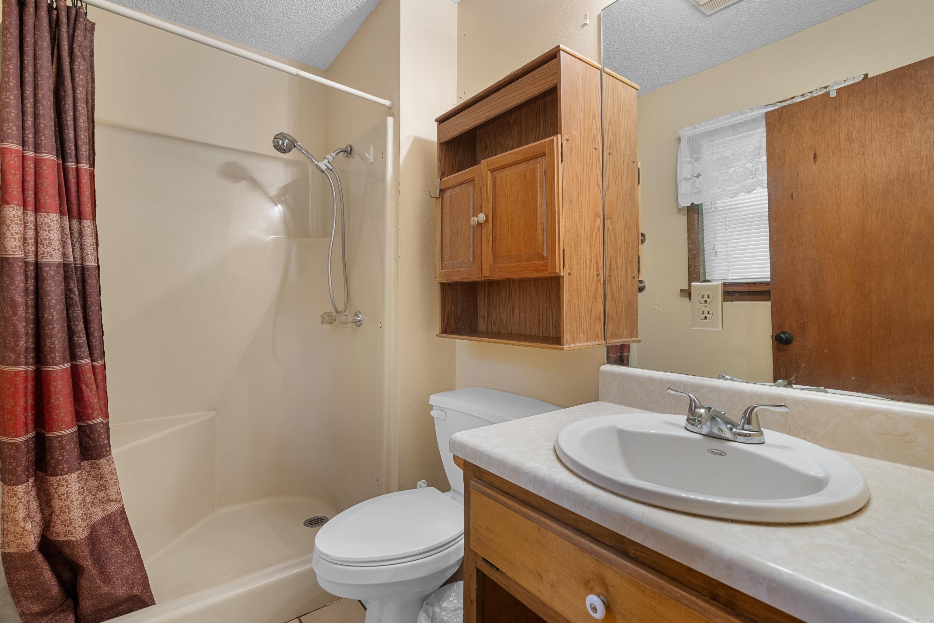 121 Newark  Hot Springs, AR