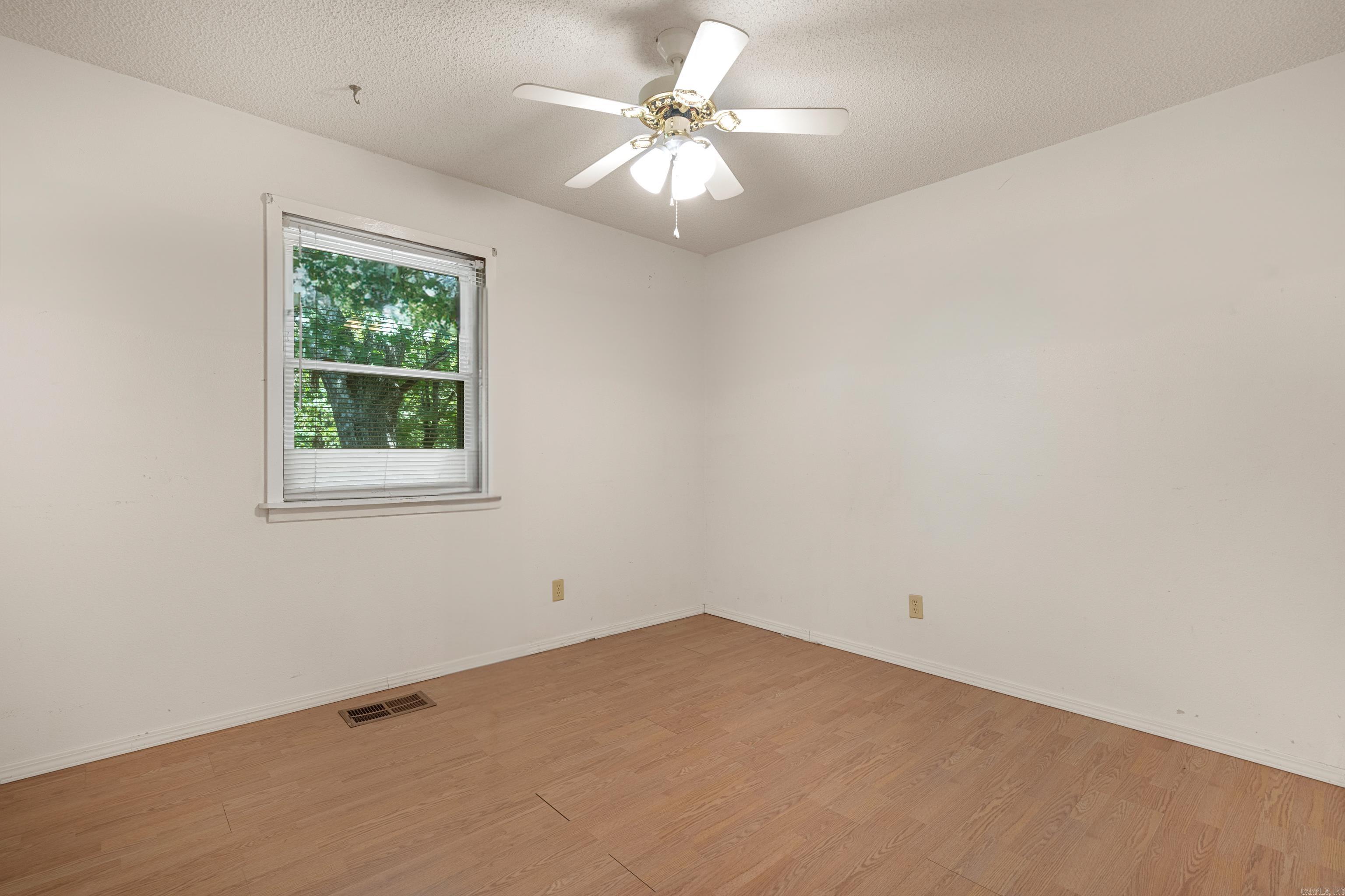 121 Newark  Hot Springs, AR