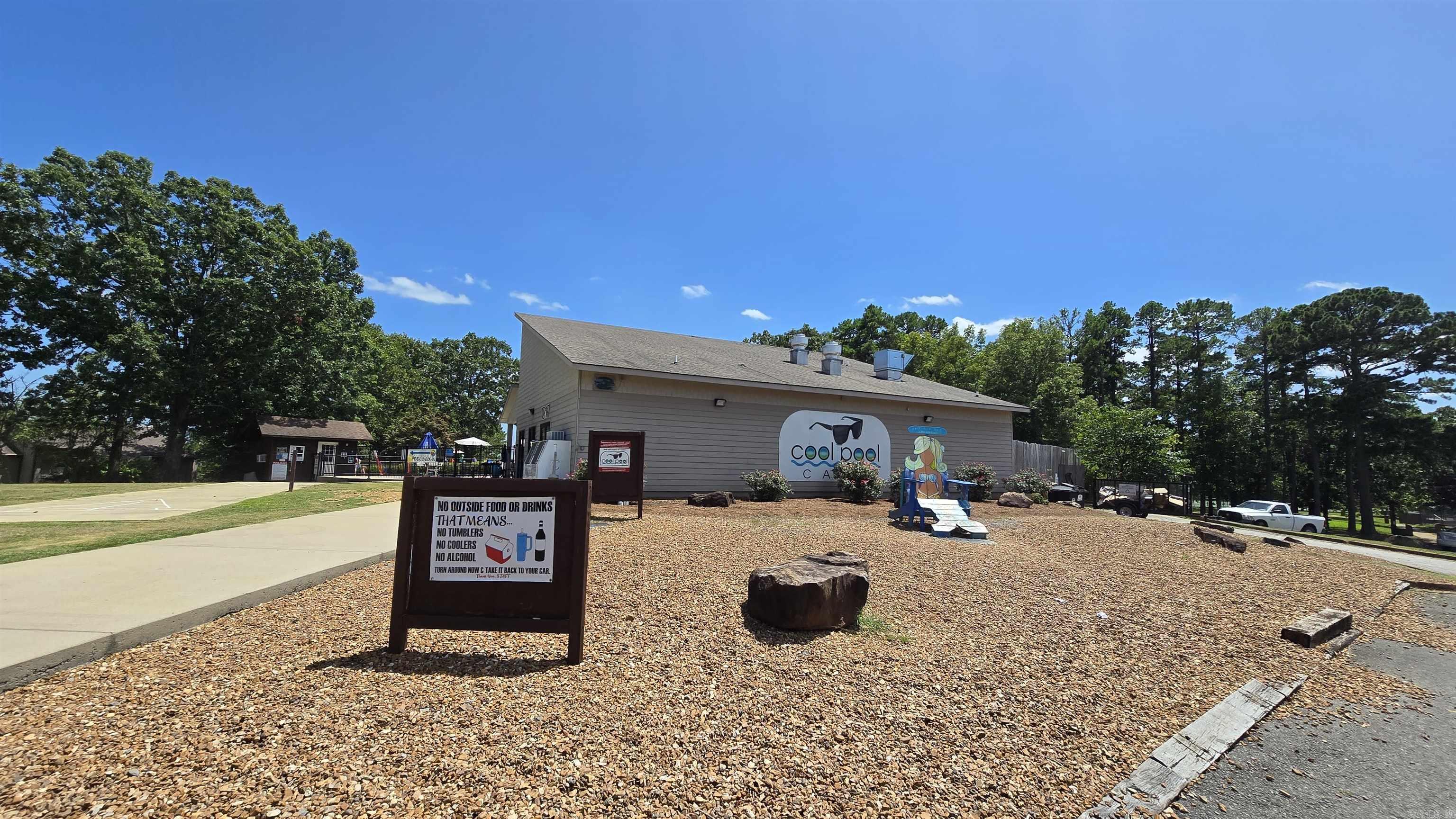 601 Dave Creek  Fairfield Bay, AR