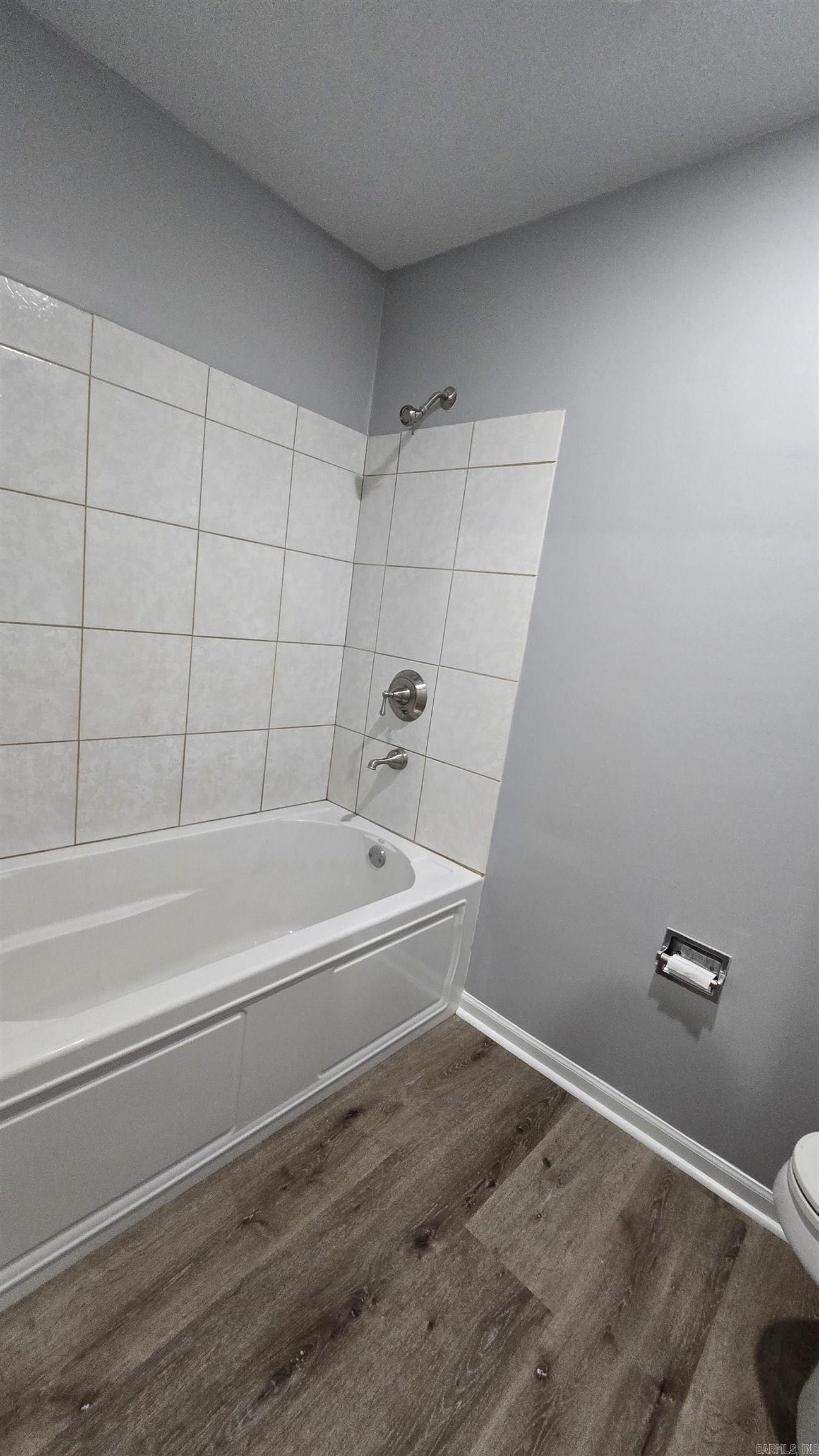 601 Dave Creek  Fairfield Bay, AR