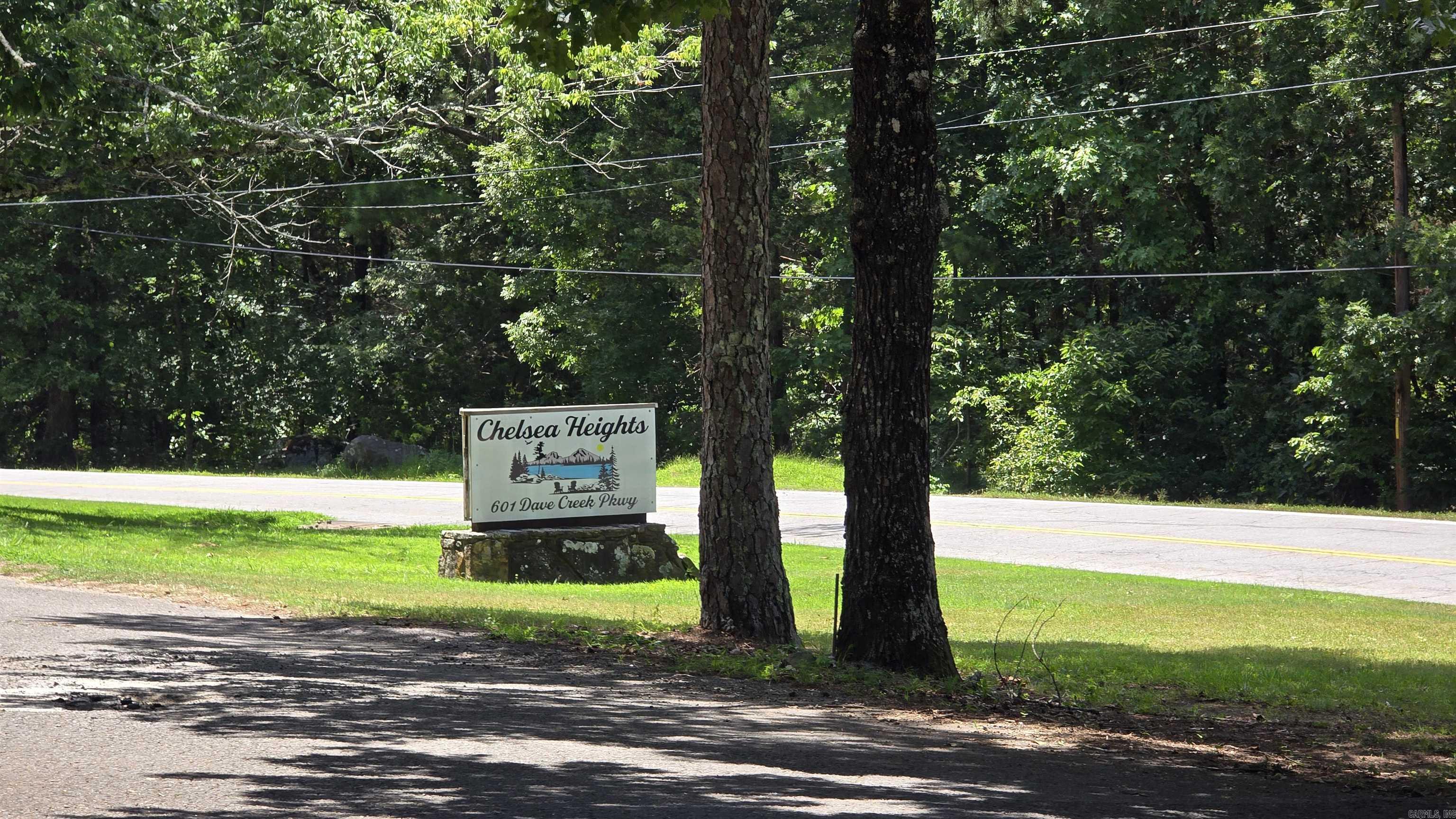 601 Dave Creek  Fairfield Bay, AR