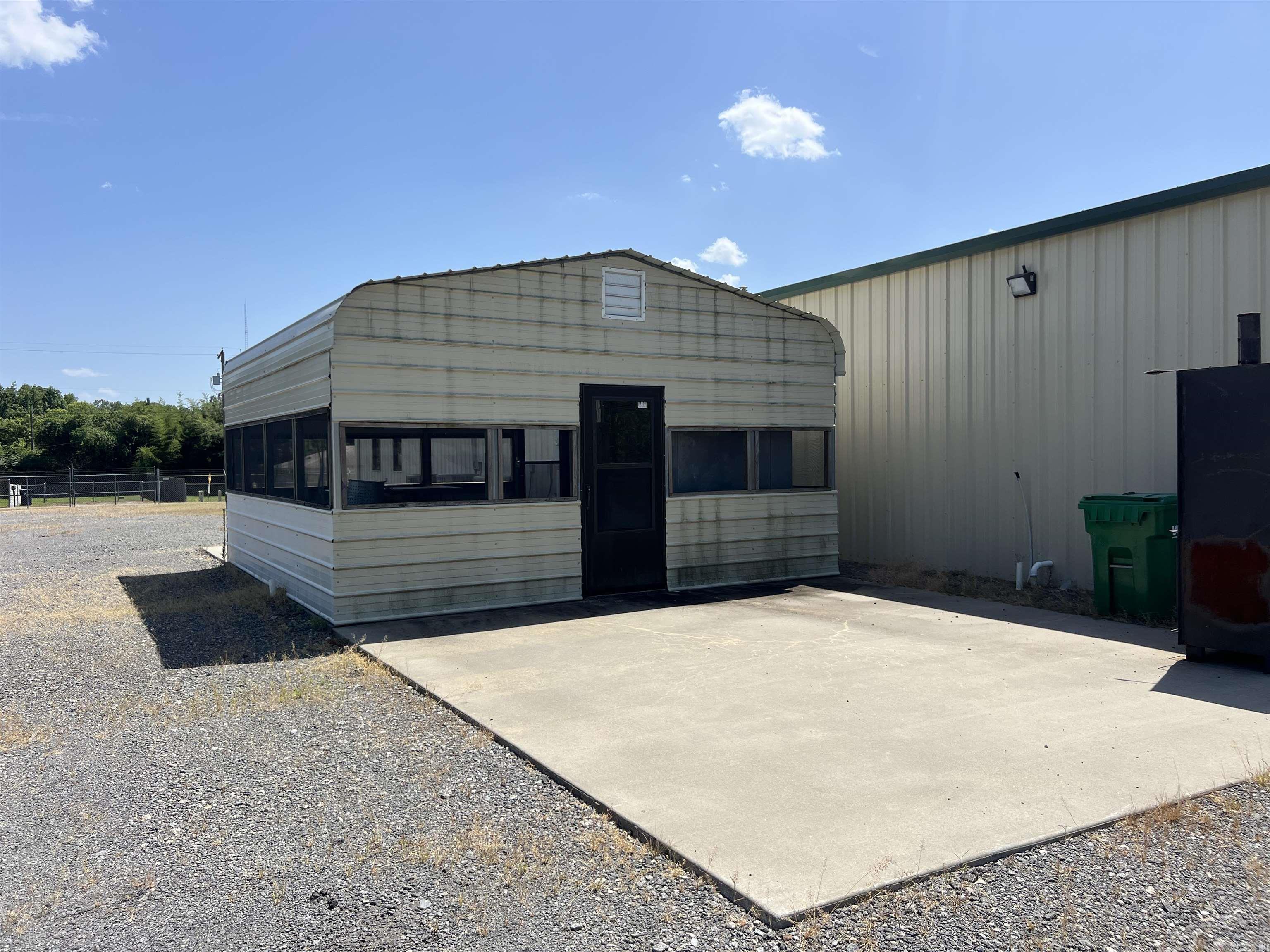 3891 S Highway 365  Jefferson, AR