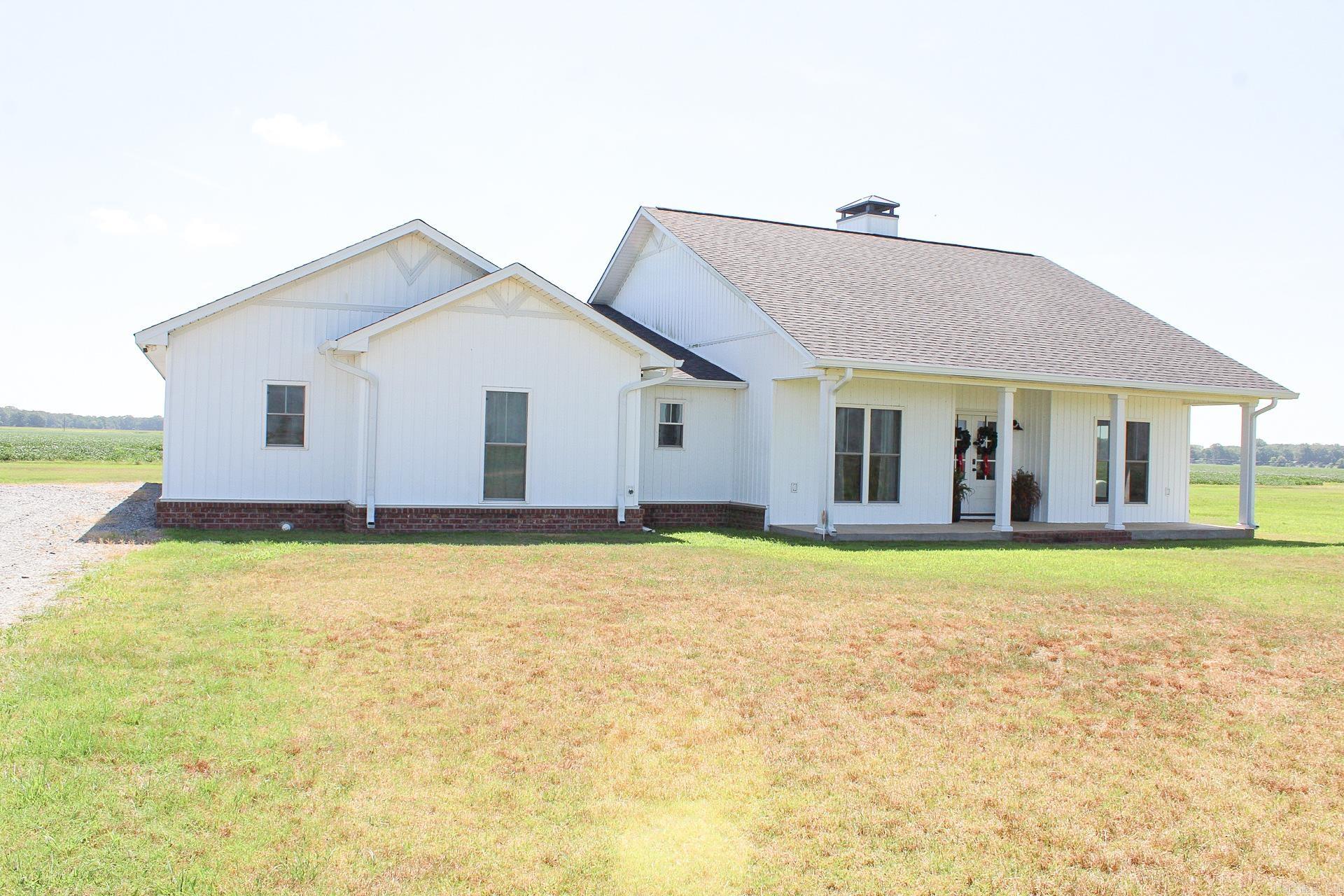 1056 Landing Strip Rd  Roe, AR