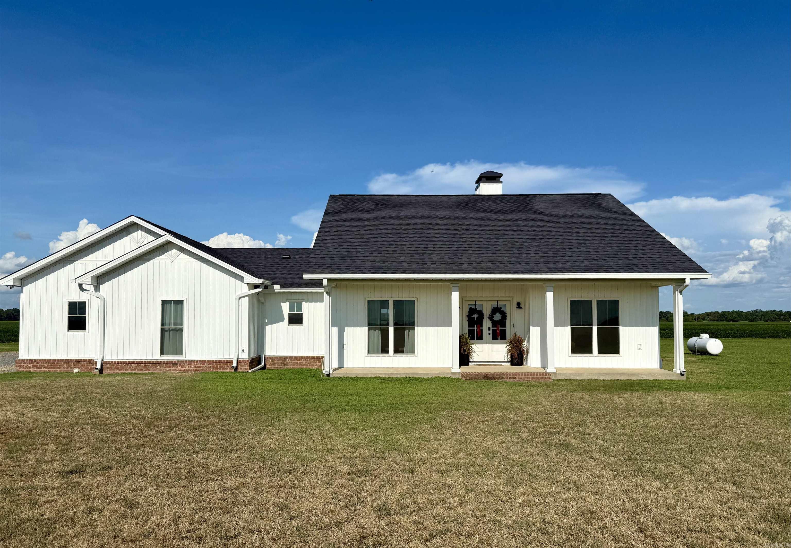 1056 Landing Strip Rd  Roe, AR