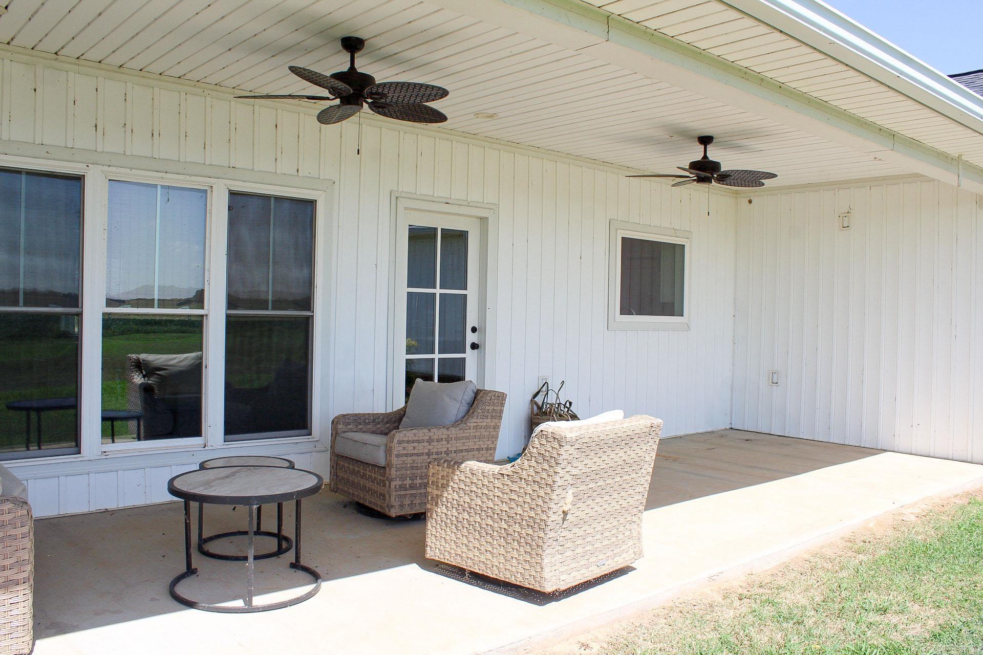 1056 Landing Strip Rd  Roe, AR