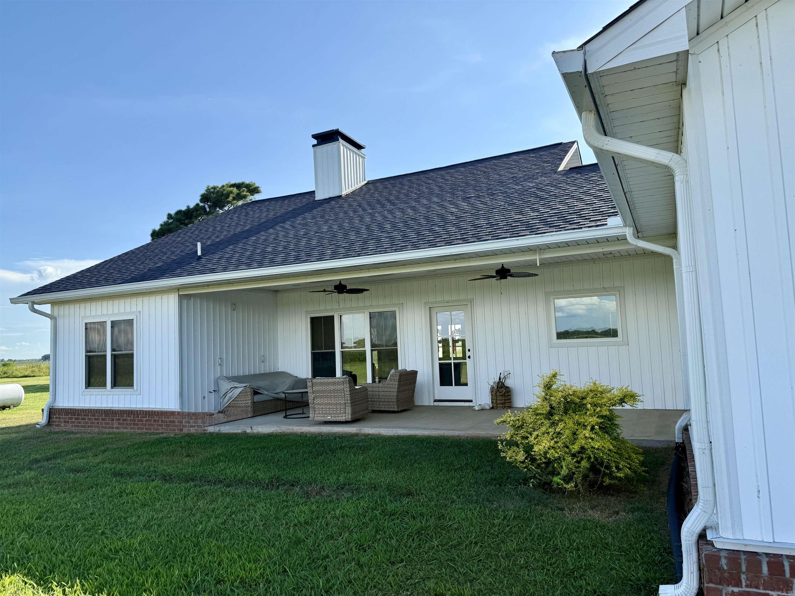 1056 Landing Strip Rd  Roe, AR