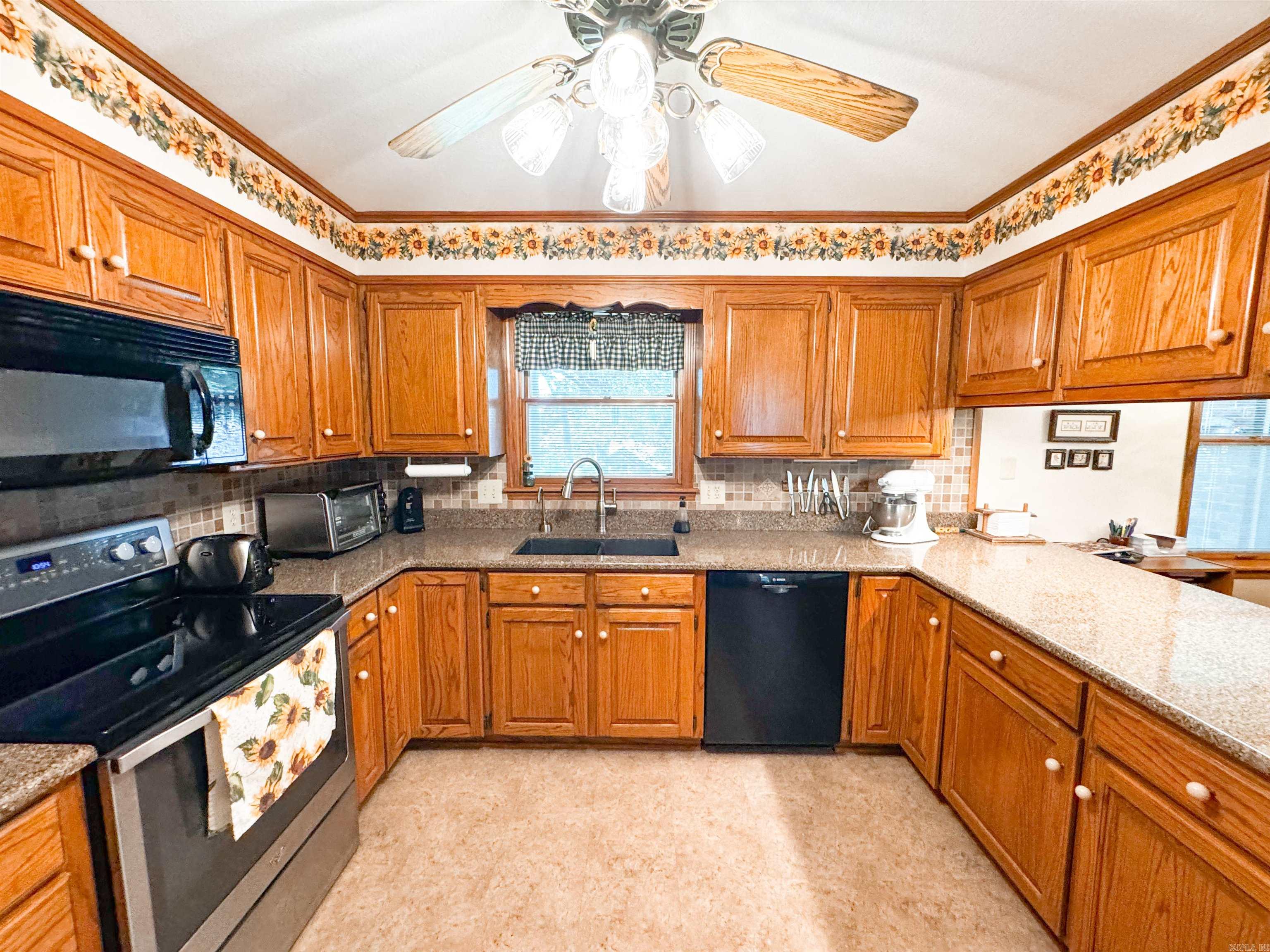 305 Live Oak  Searcy, AR