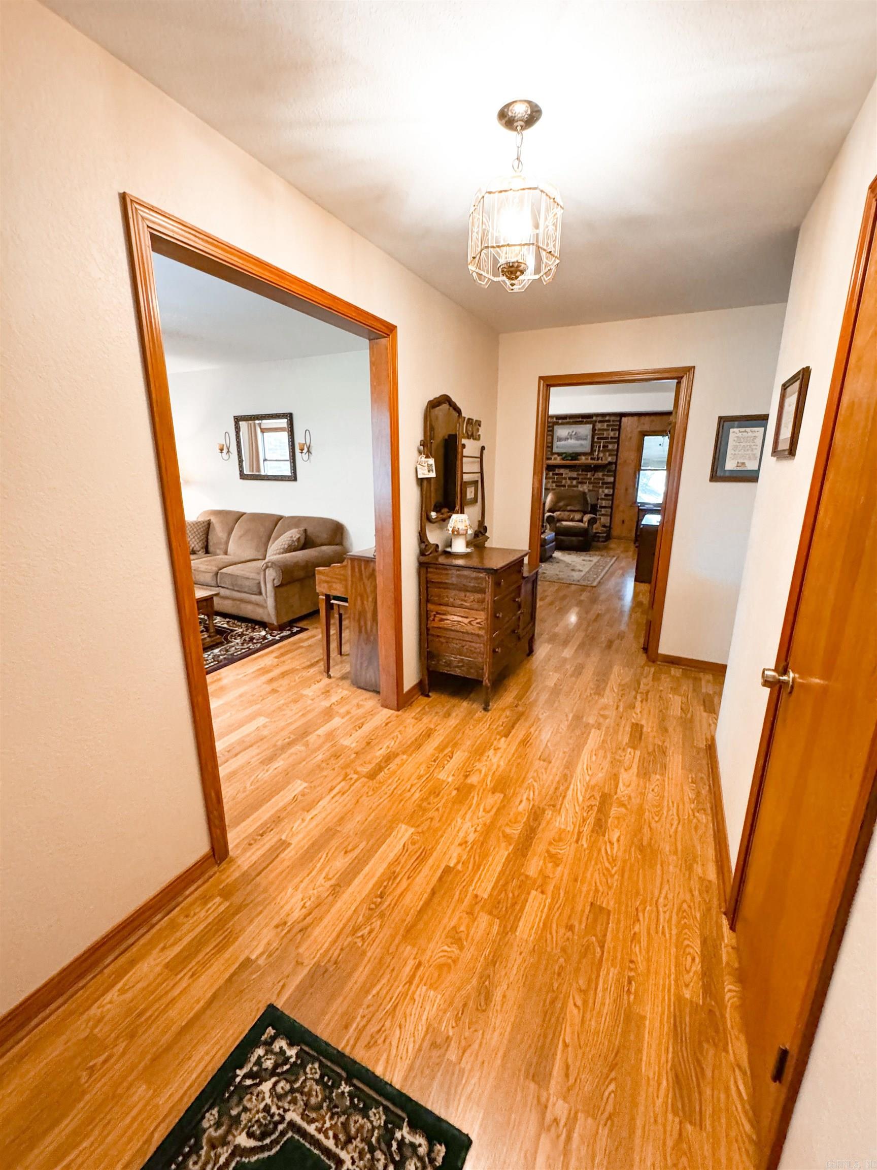 305 Live Oak Searcy, AR 72143