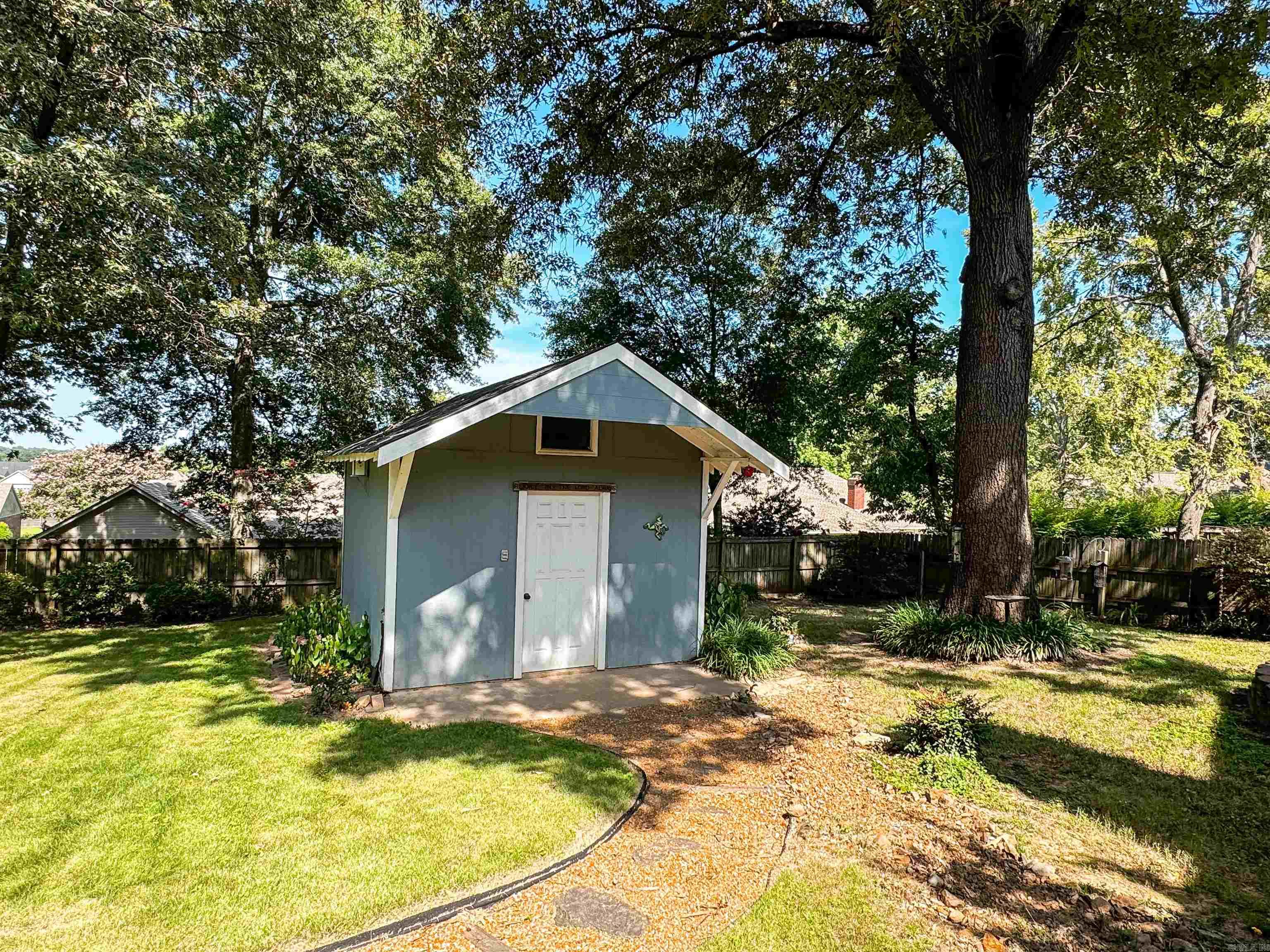 305 Live Oak  Searcy, AR