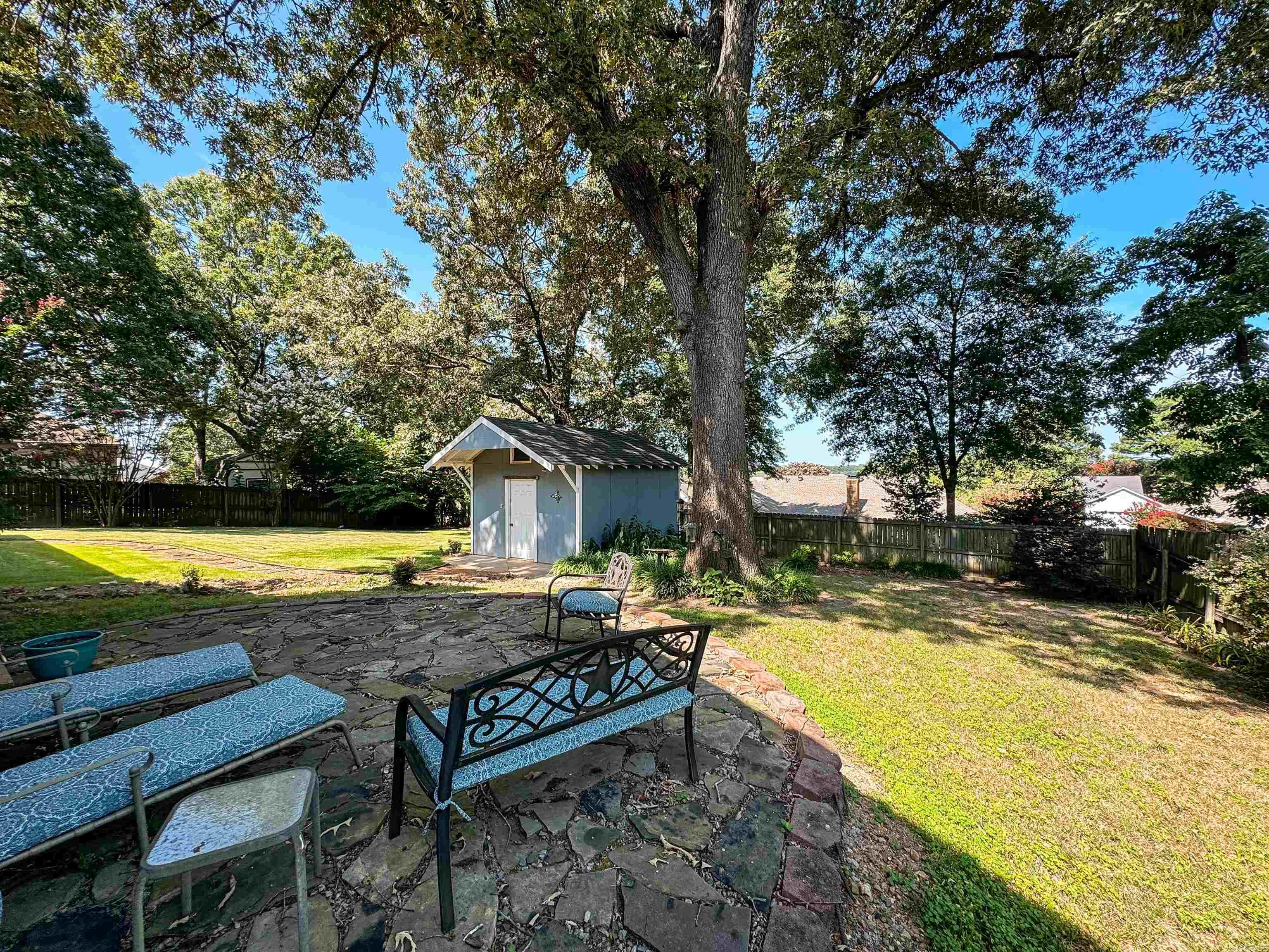 305 Live Oak Searcy, AR 72143