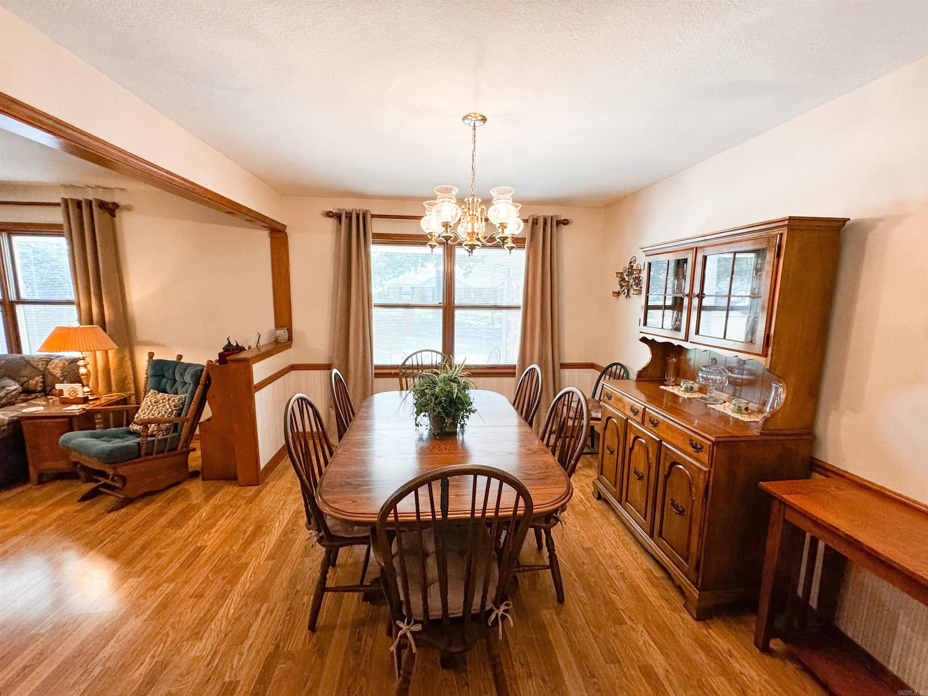 305 Live Oak Searcy, AR 72143