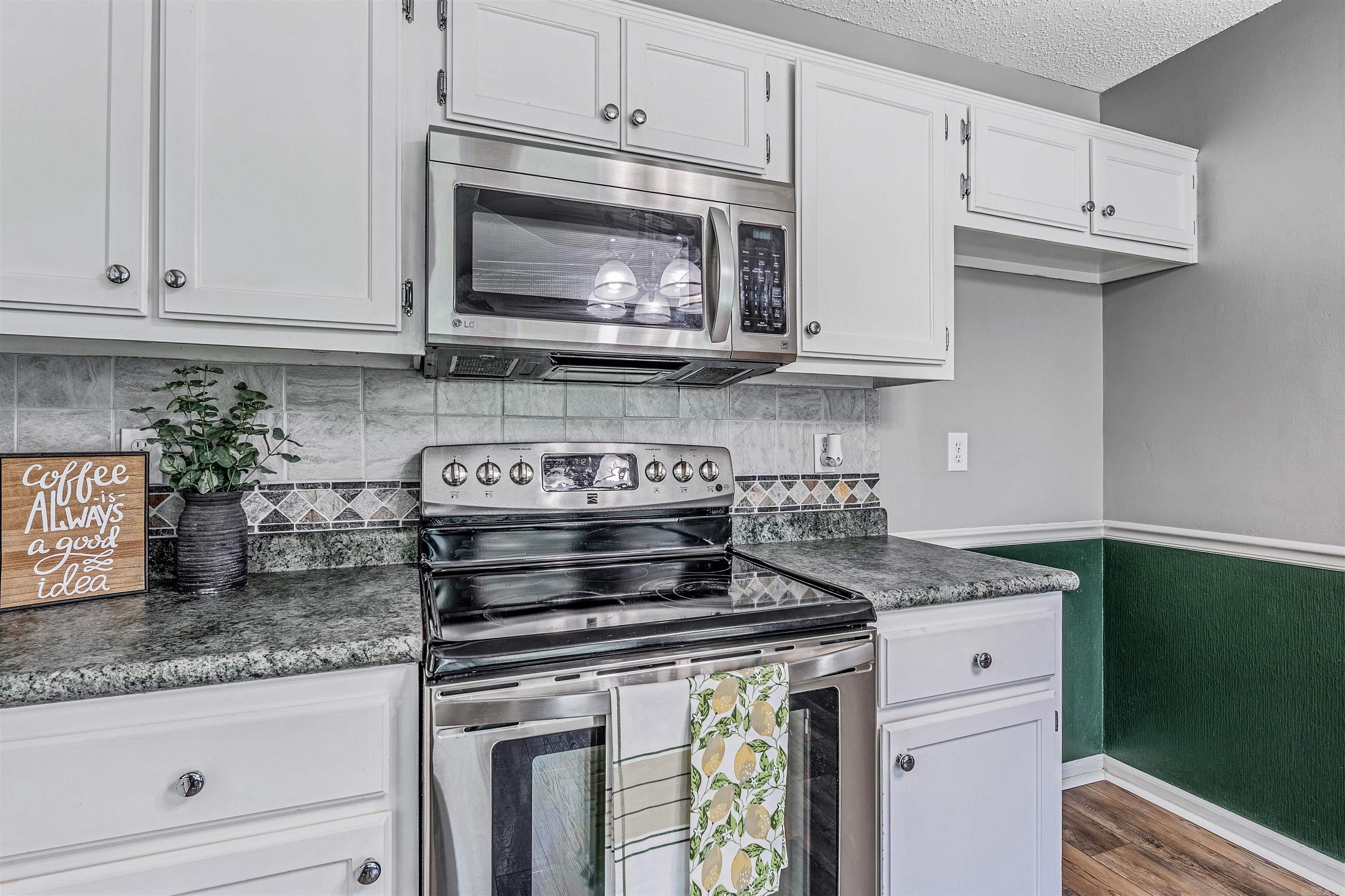 2416 Bearskin Dr  Sherwood, AR