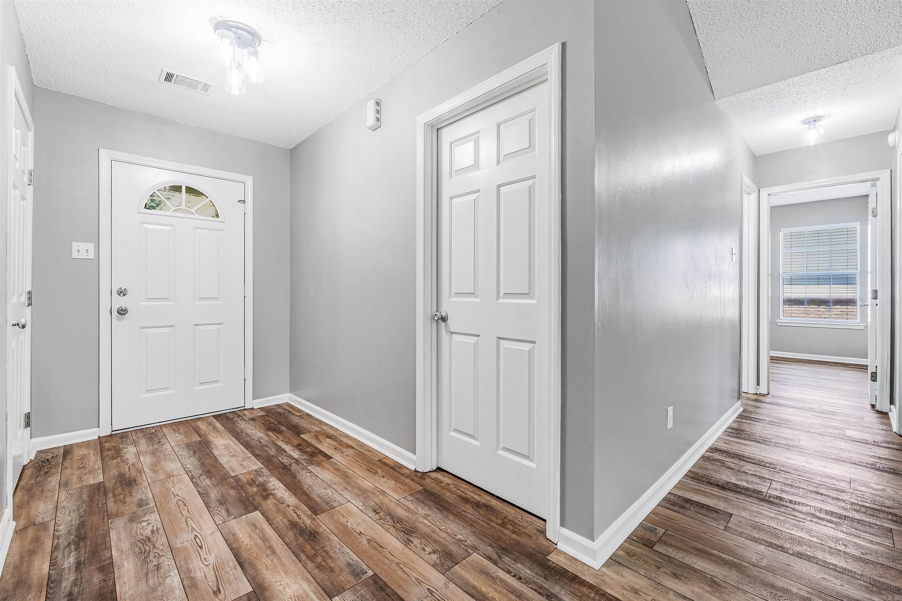 2416 Bearskin Dr  Sherwood, AR
