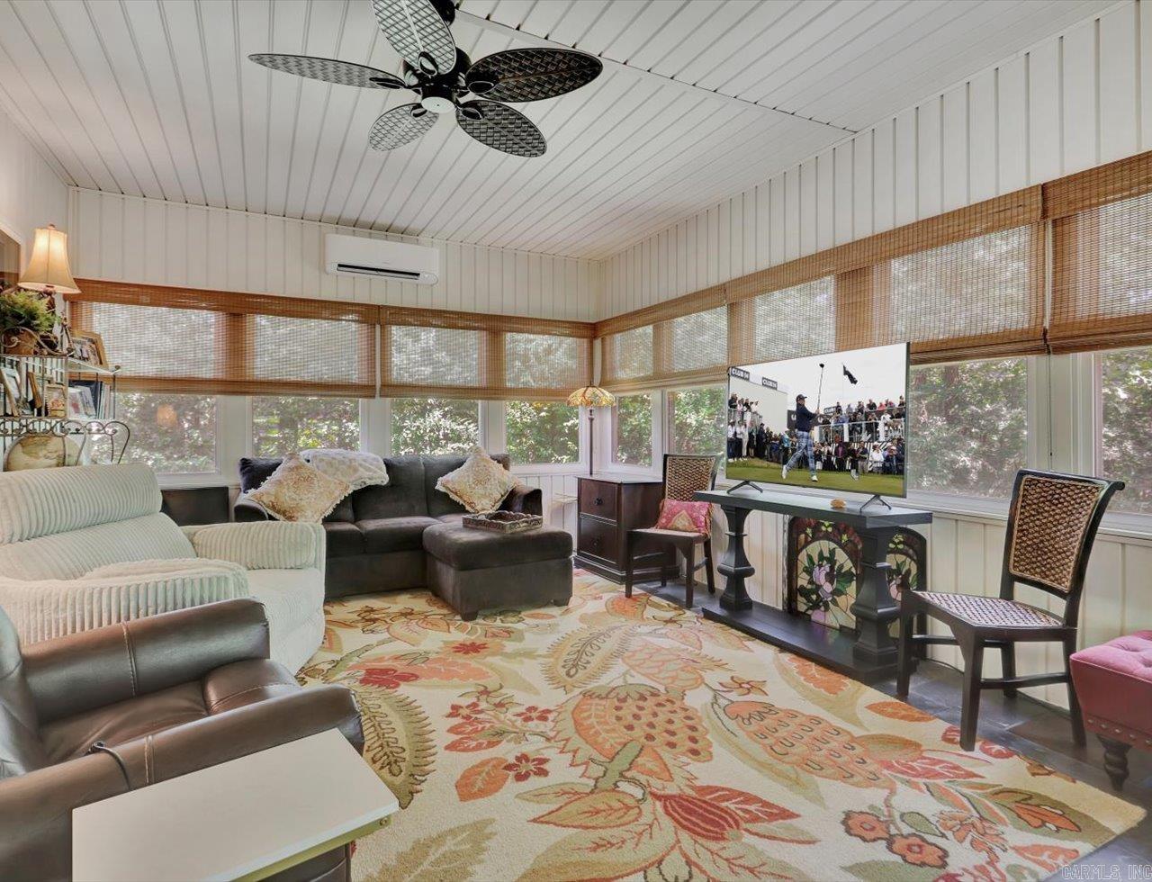 136 Arlington  Hot Springs, AR
