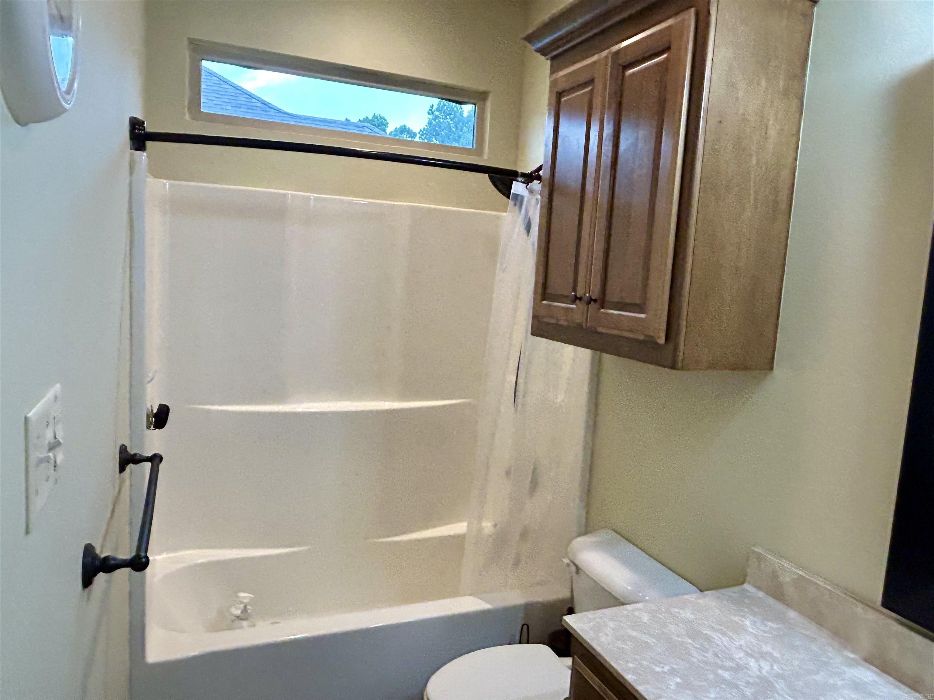 2702 Finley Loop Bryant, AR 72022
