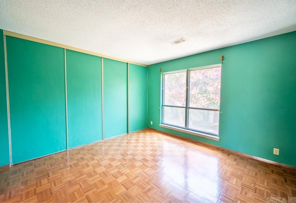 31 Hampshire  Little Rock, AR