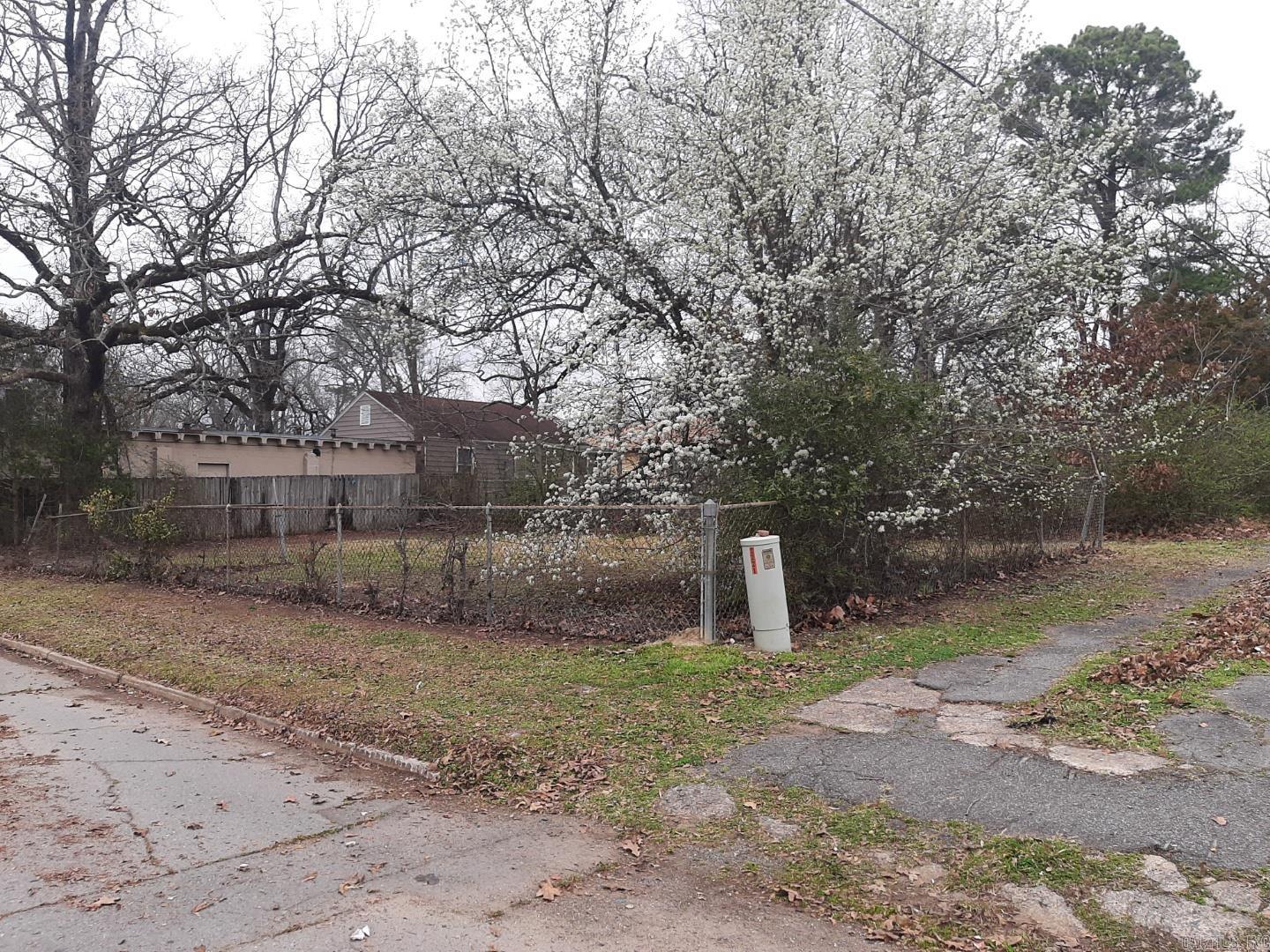 3918 W 23  Little Rock, AR