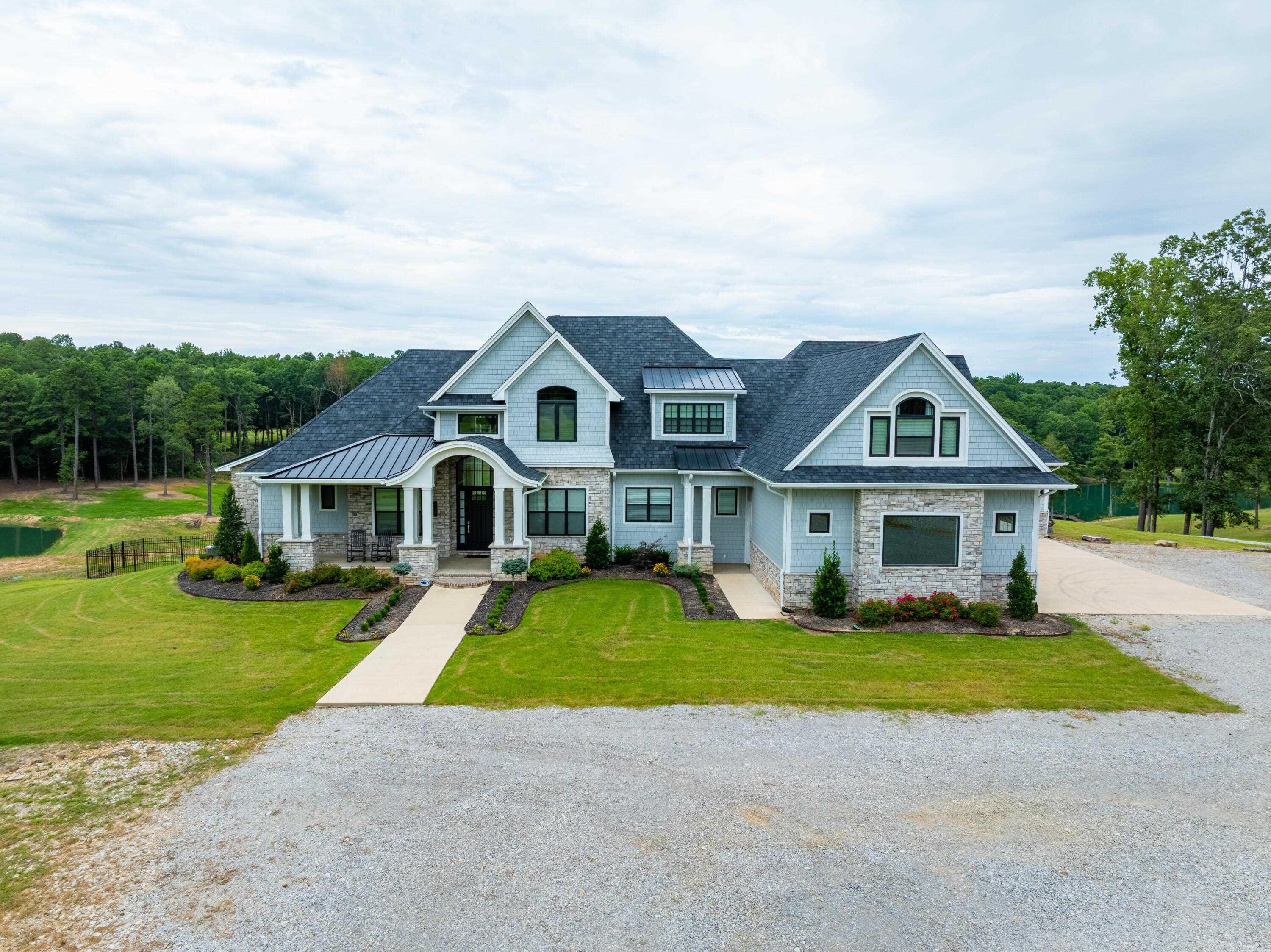 8015 W Hwy 412  Paragould, AR