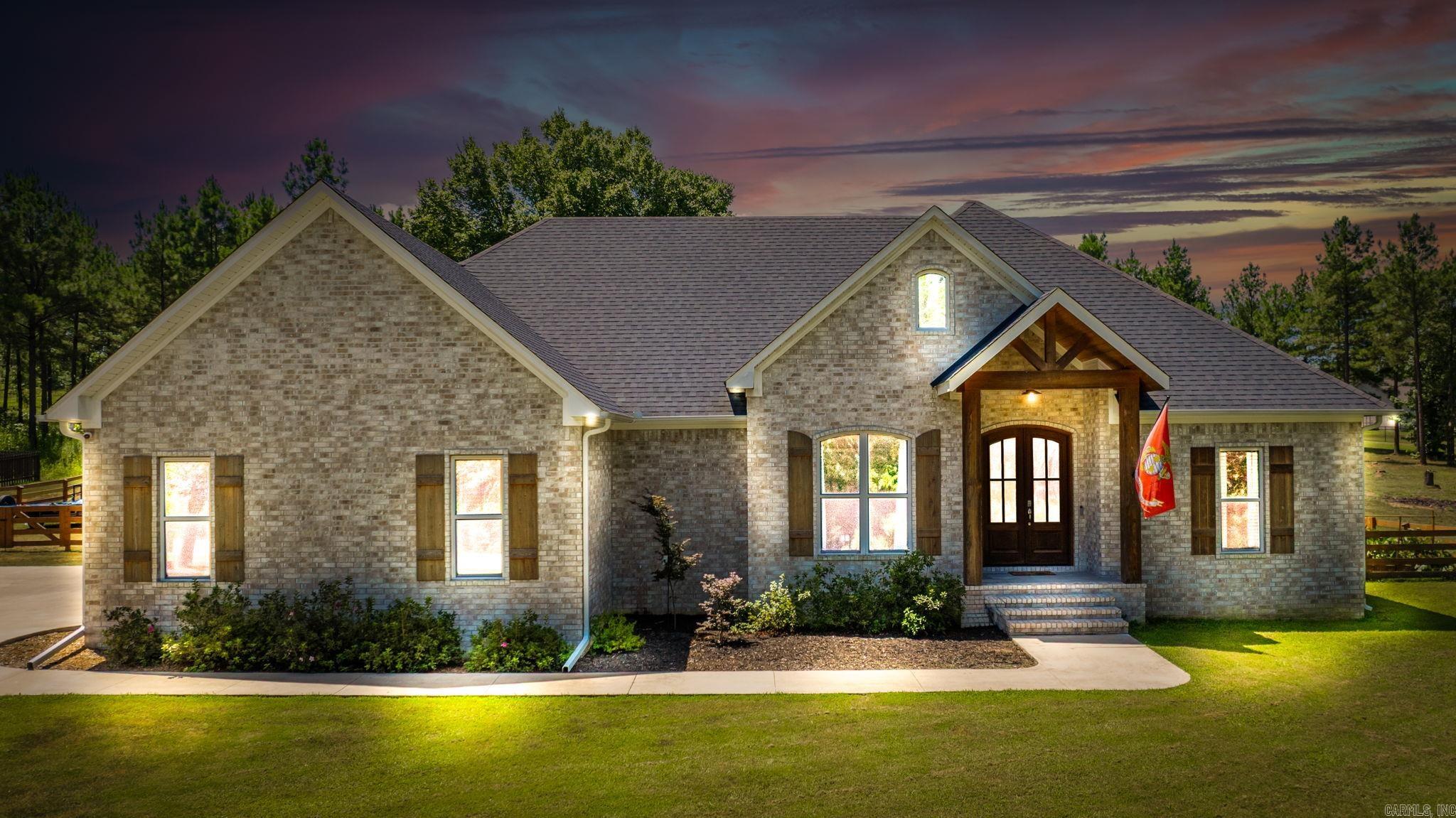 403 W Republican Rd  Greenbrier, AR