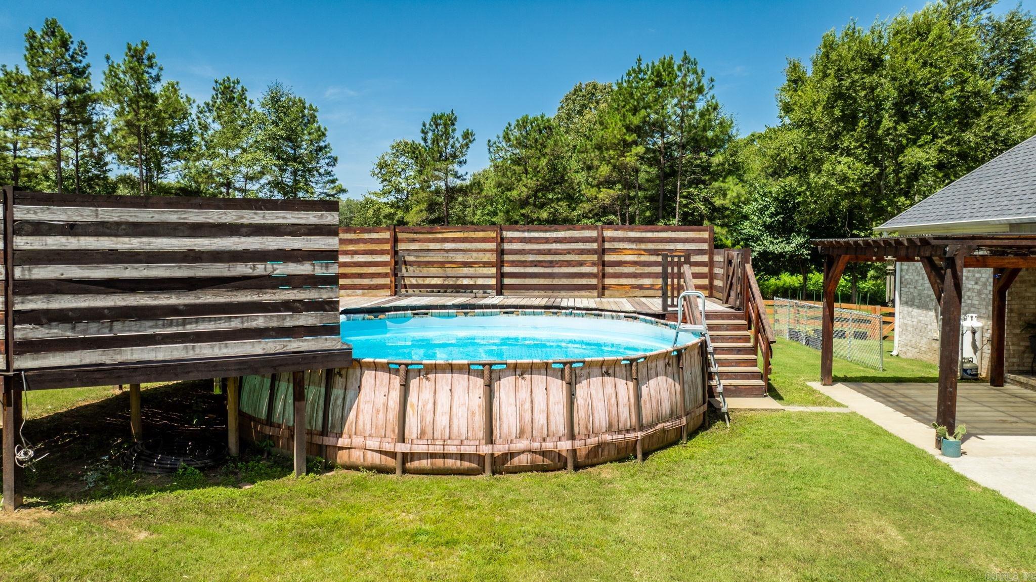 403 W Republican Rd  Greenbrier, AR