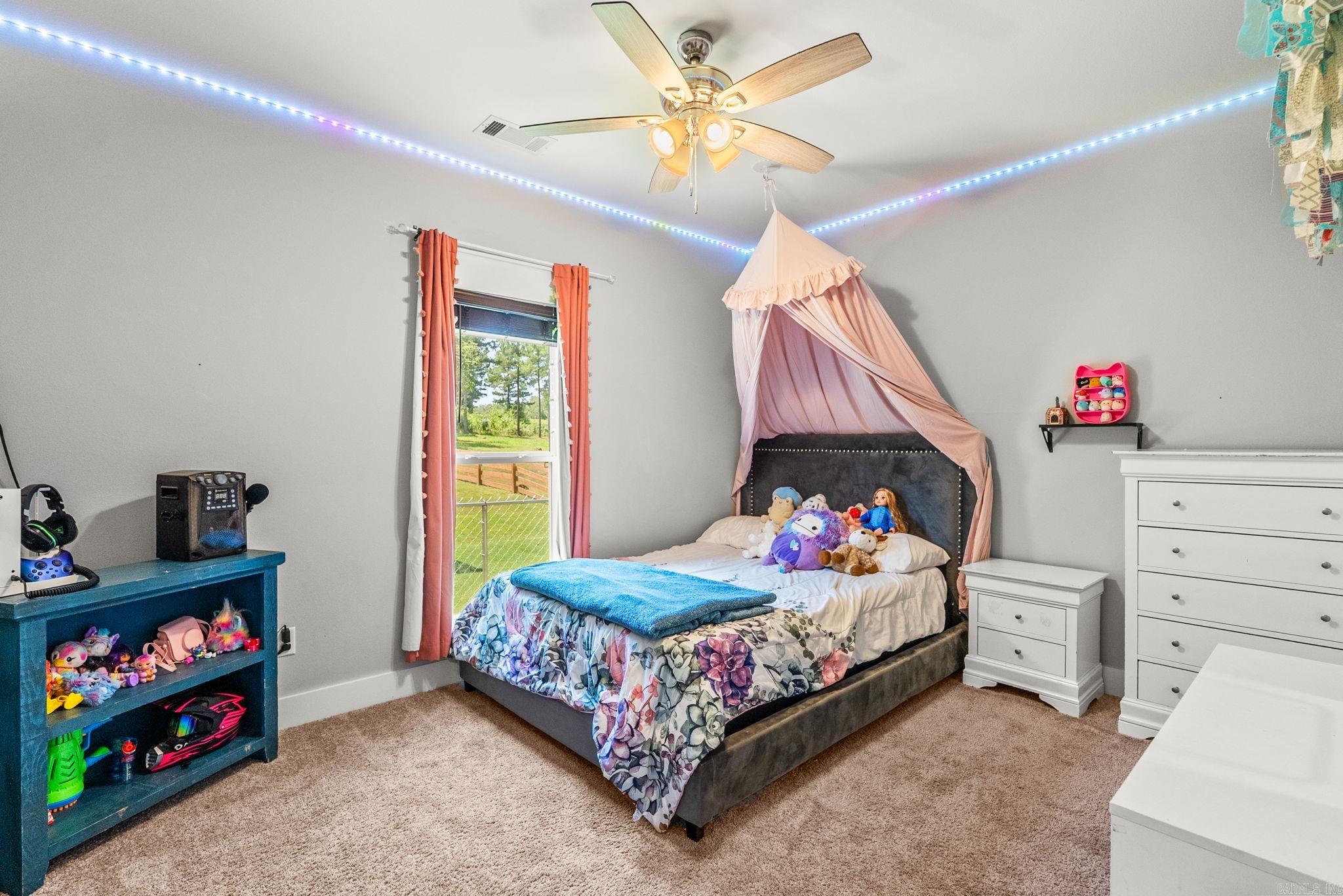 403 W Republican Rd  Greenbrier, AR