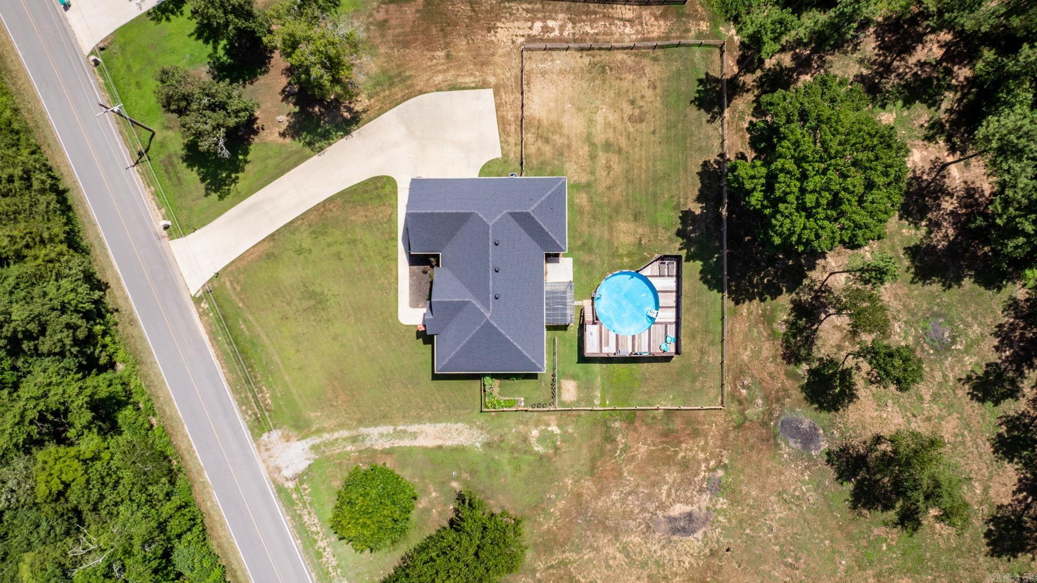 403 W Republican Rd  Greenbrier, AR