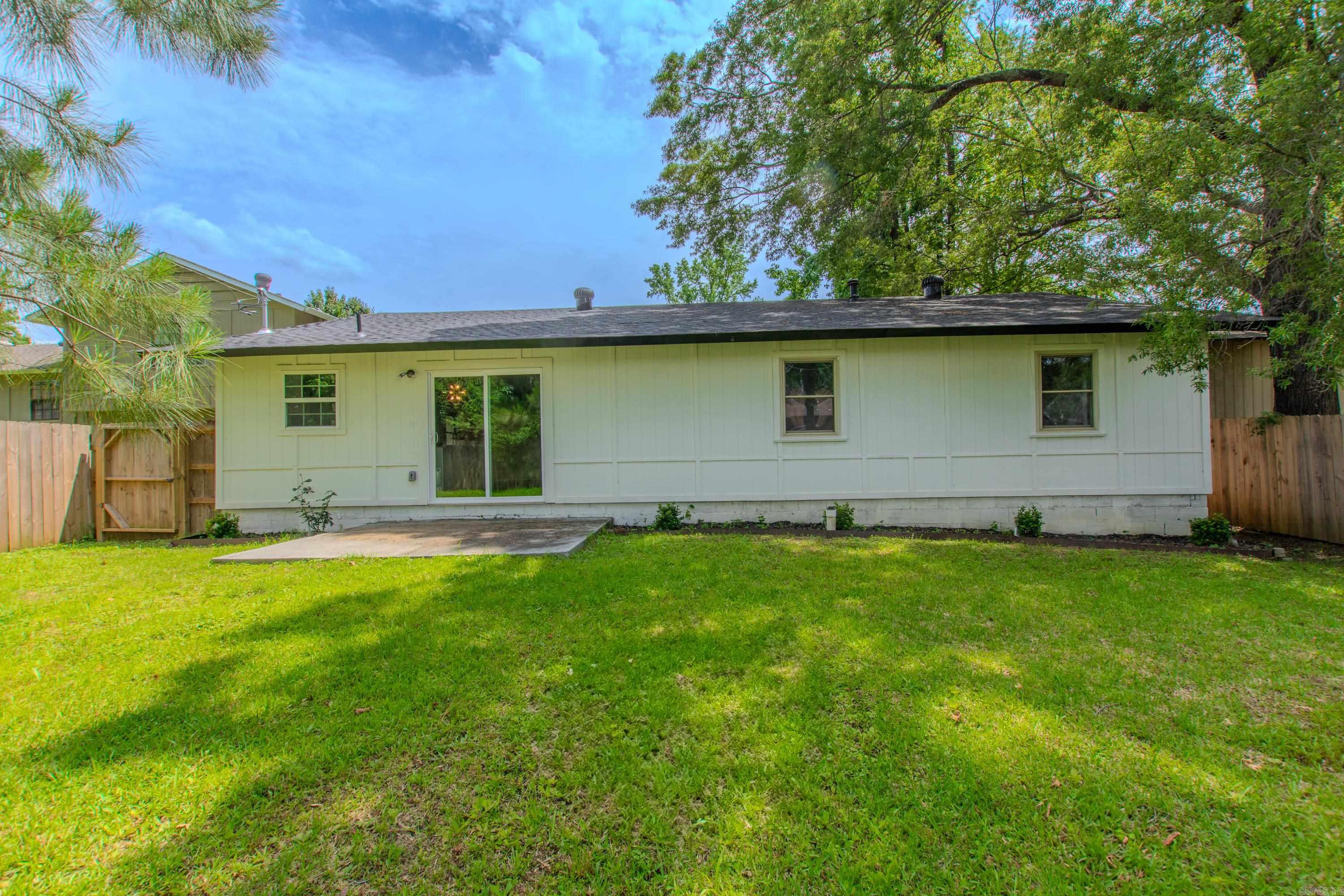 5809 N Woodview  Sherwood, AR