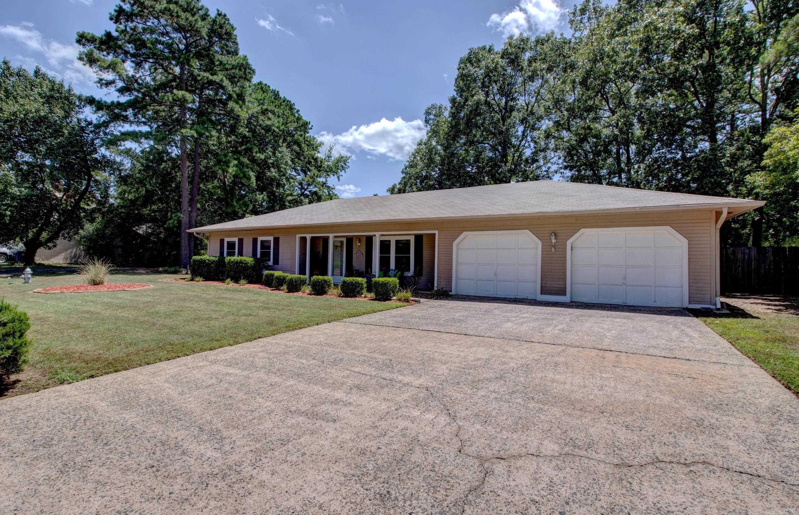 43 Ophelia Drive Maumelle, AR 72113