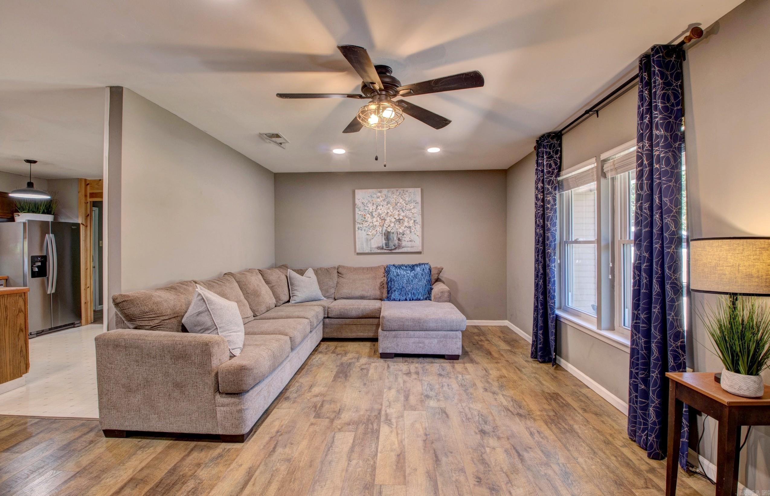 43 Ophelia Drive Maumelle, AR 72113