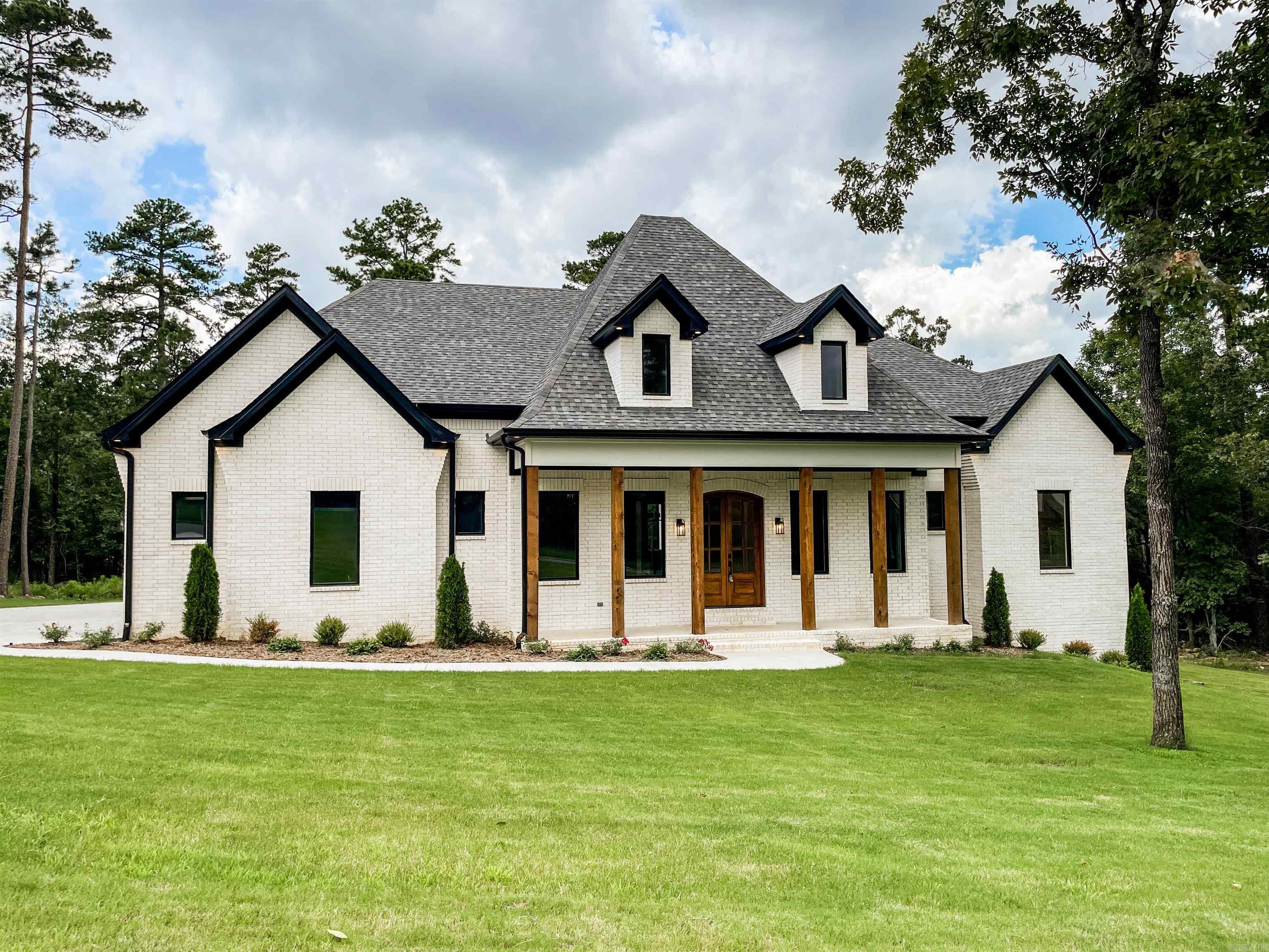 17105 Valley View Loop  Roland, AR