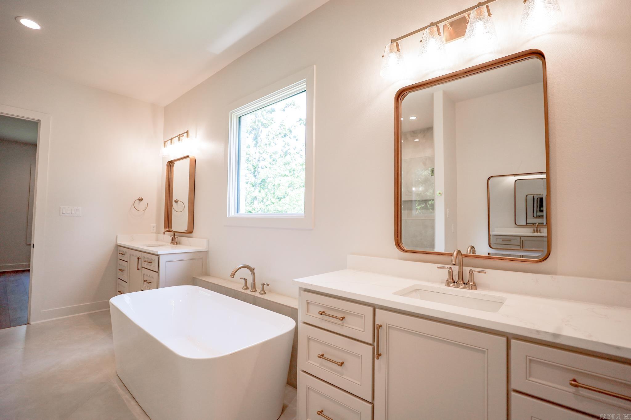 17105 Valley View Loop  Roland, AR