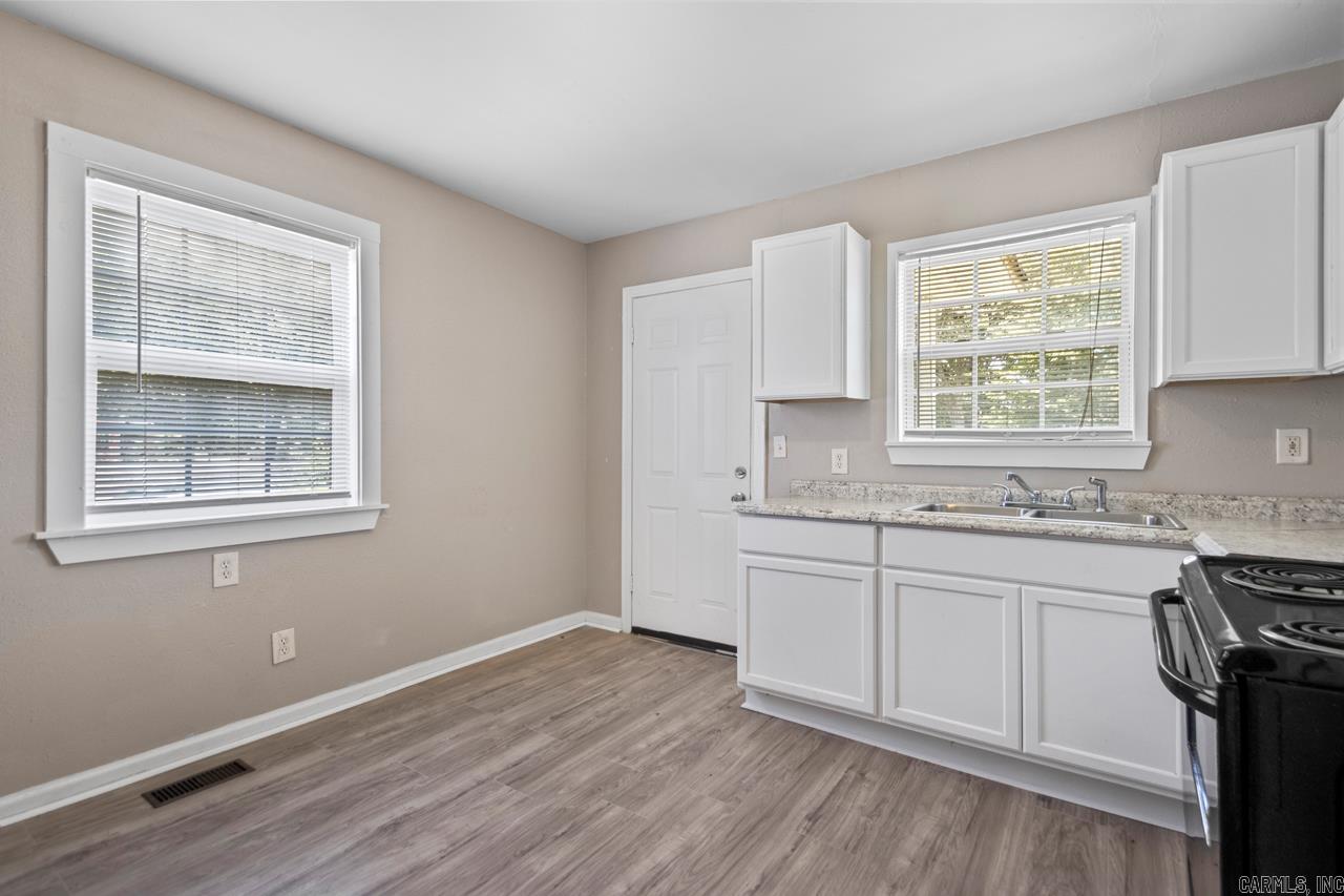 1320 S Summit  Little Rock, AR