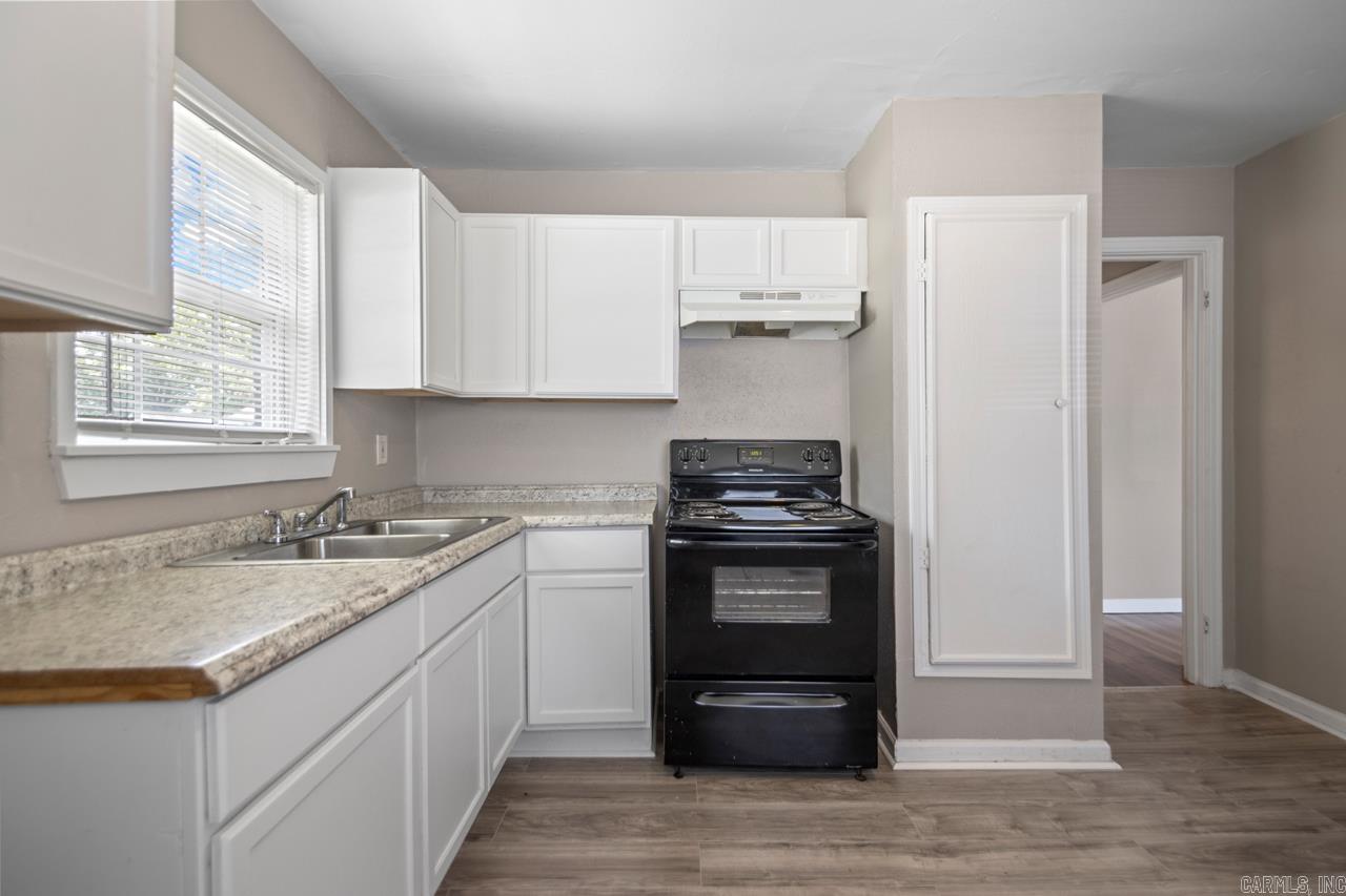1320 S Summit  Little Rock, AR