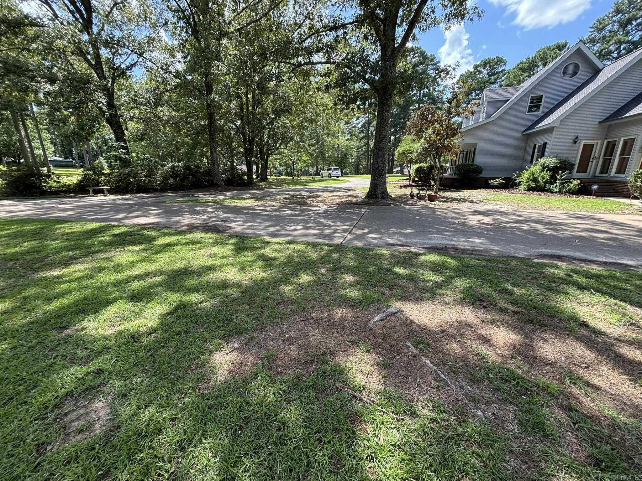 1170 Hollow Hills  Camden, AR