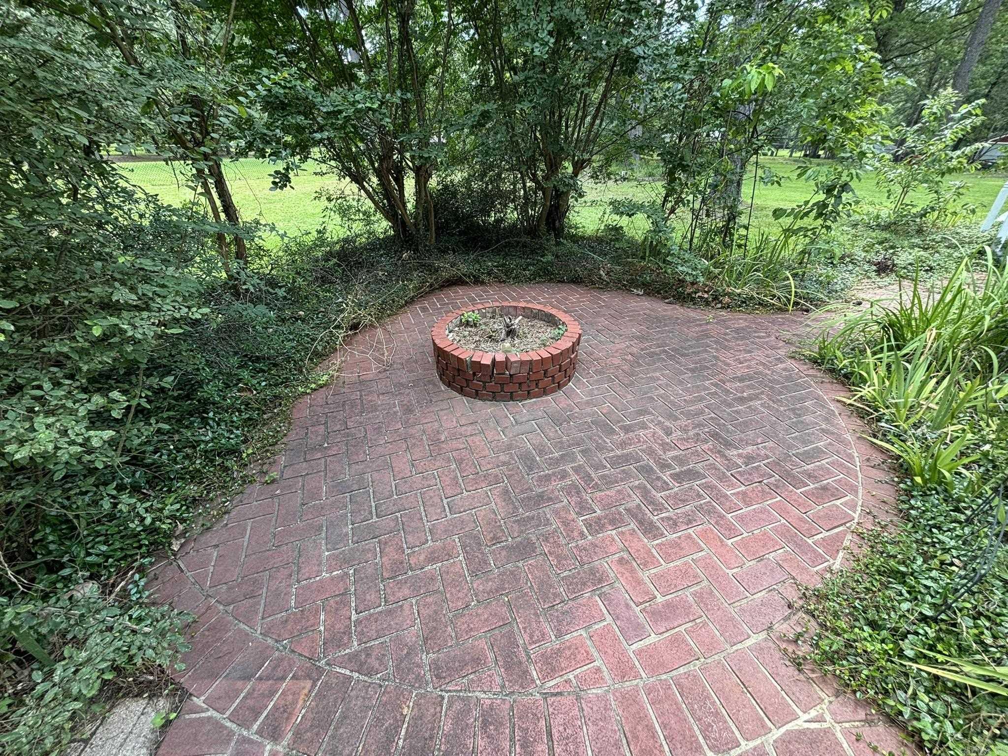 1170 Hollow Hills  Camden, AR