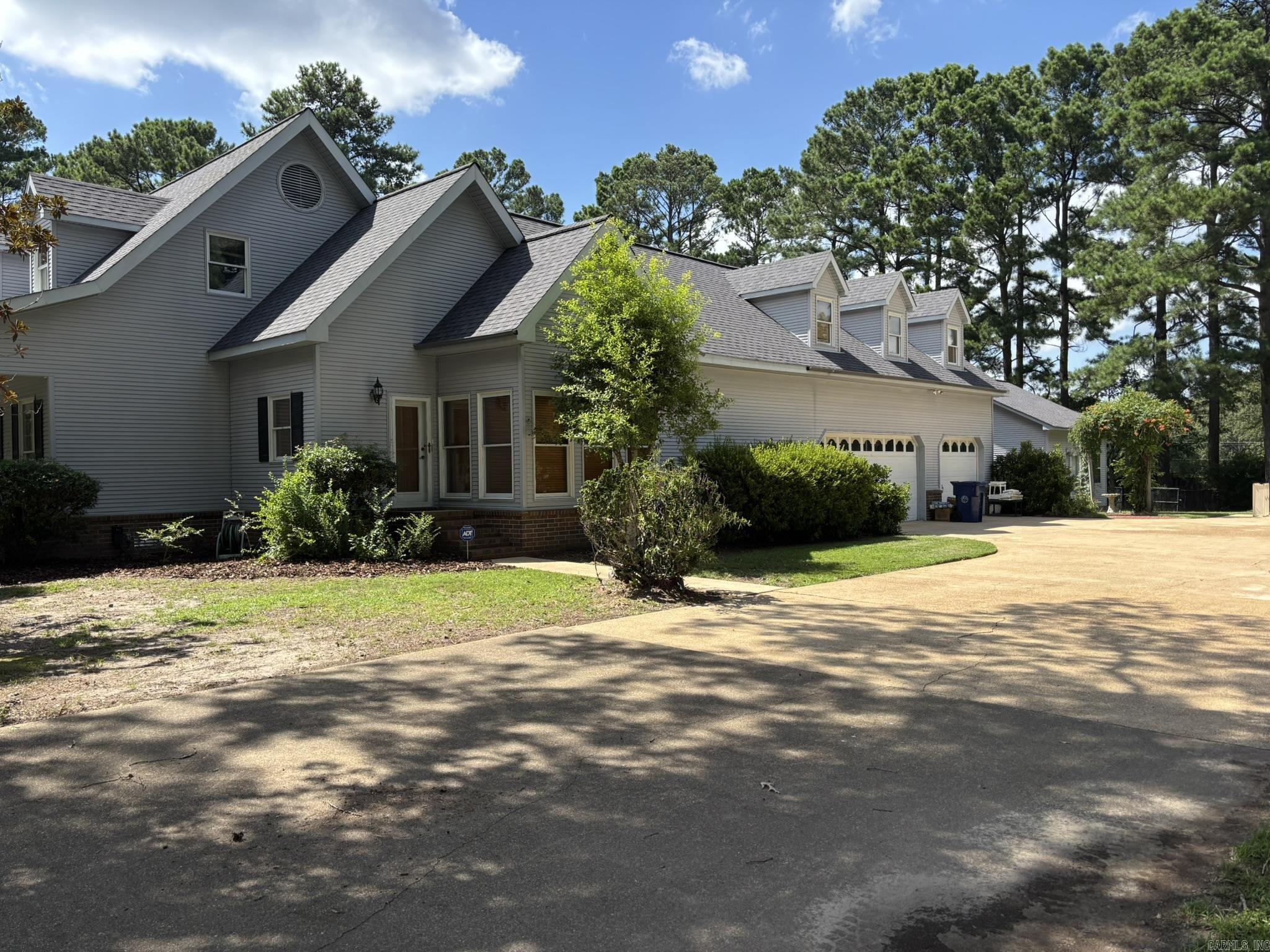 1170 Hollow Hills  Camden, AR