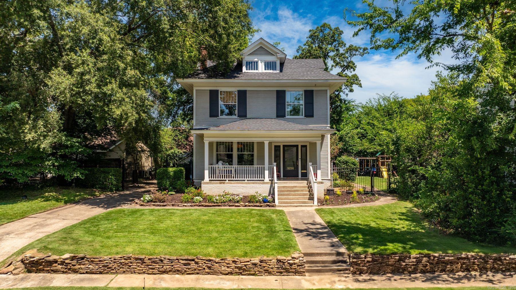 5216 I  Little Rock, AR