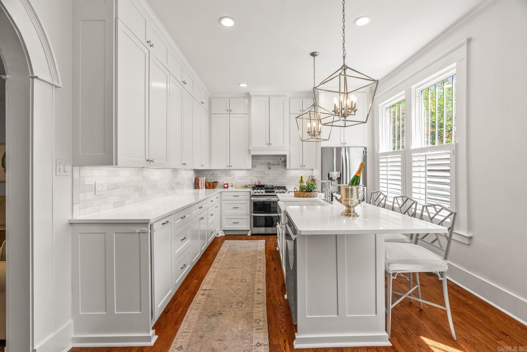 5216 I  Little Rock, AR