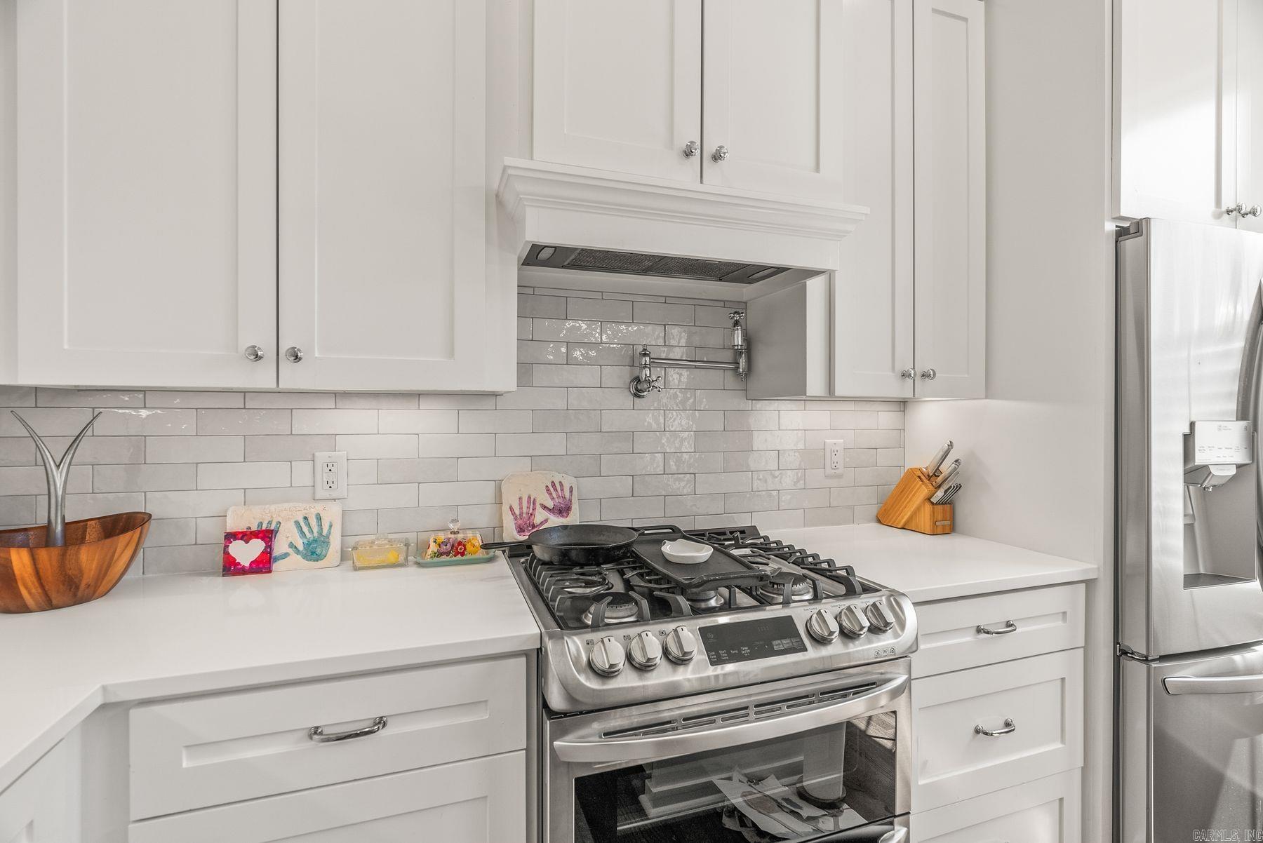 5216 I  Little Rock, AR